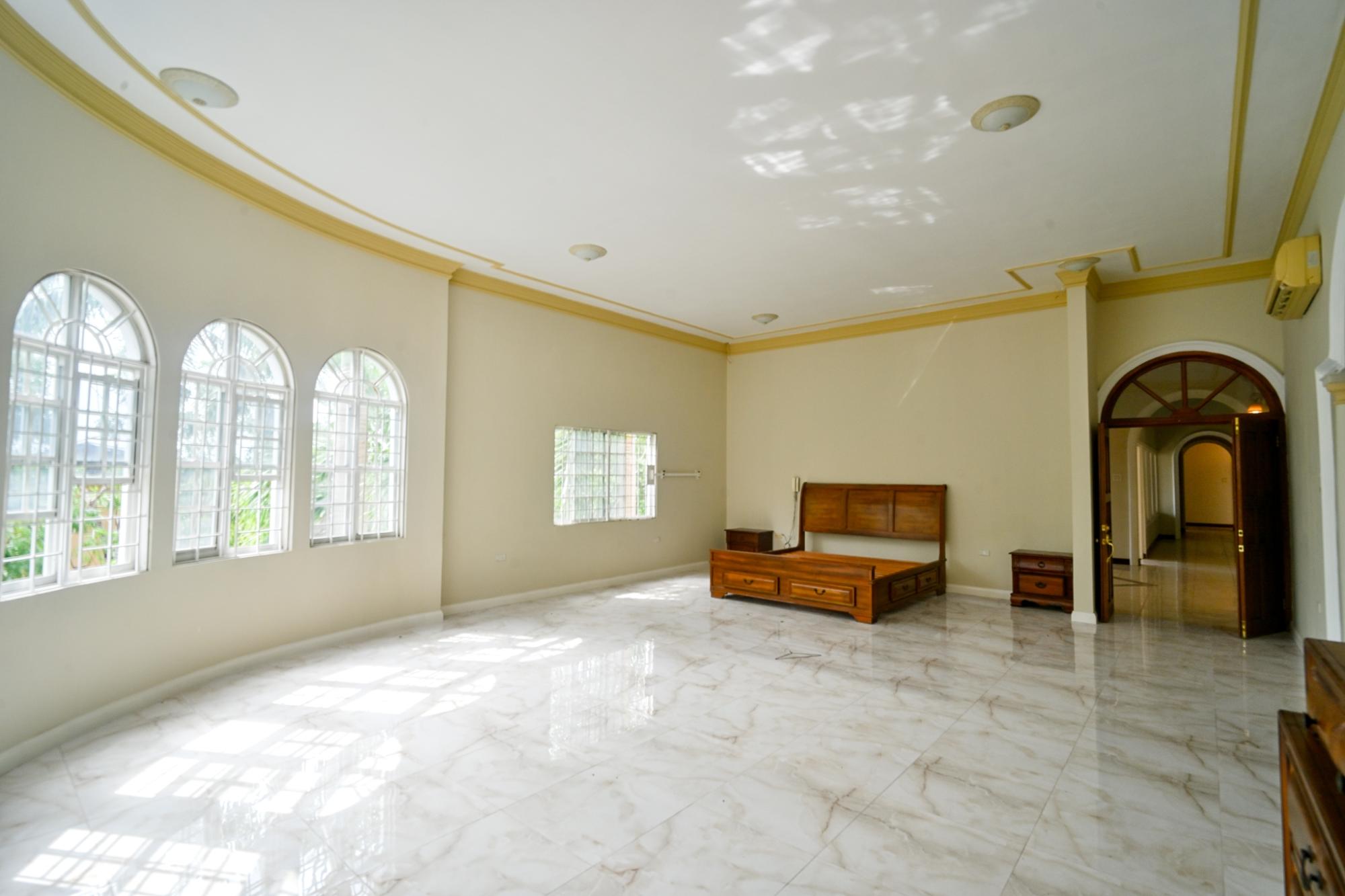 House For Sale: GROSVENOR HEIGHTS, Kingston 8 | $1,200,000 photo 17
