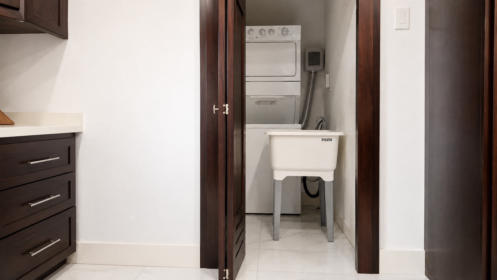 Apartment For Rent: MERRIVALE CLOSE, KINGSTON, Kingston 8 | $1,500 photo 10