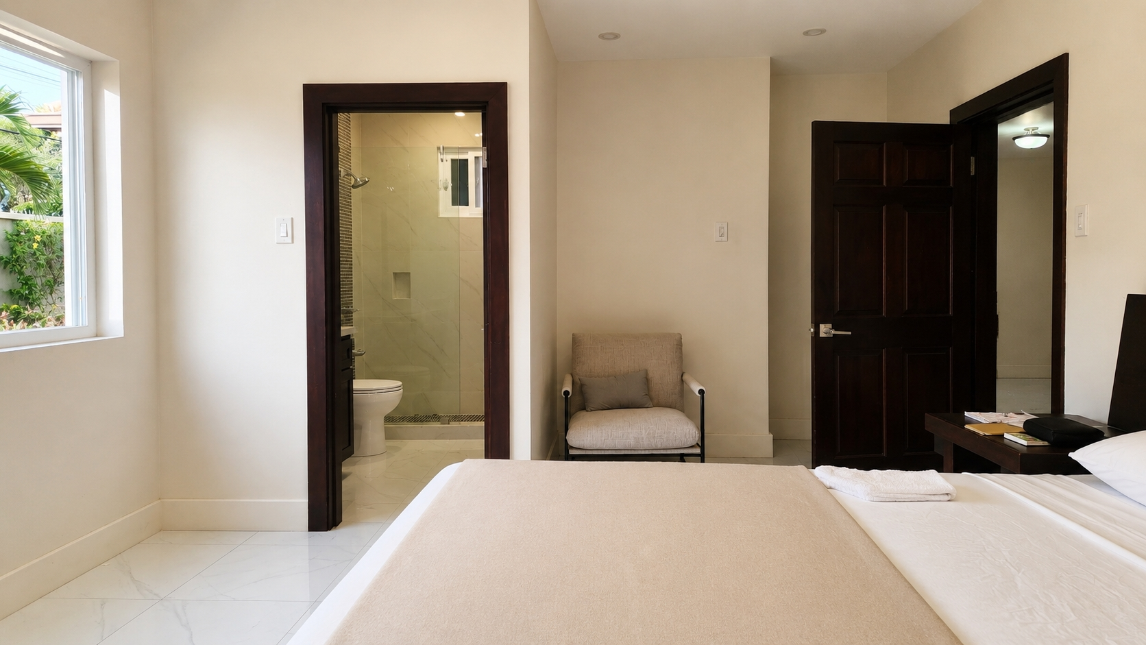 Apartment For Rent: MERRIVALE CLOSE, KINGSTON, Kingston 8 | $1,500 photo 11