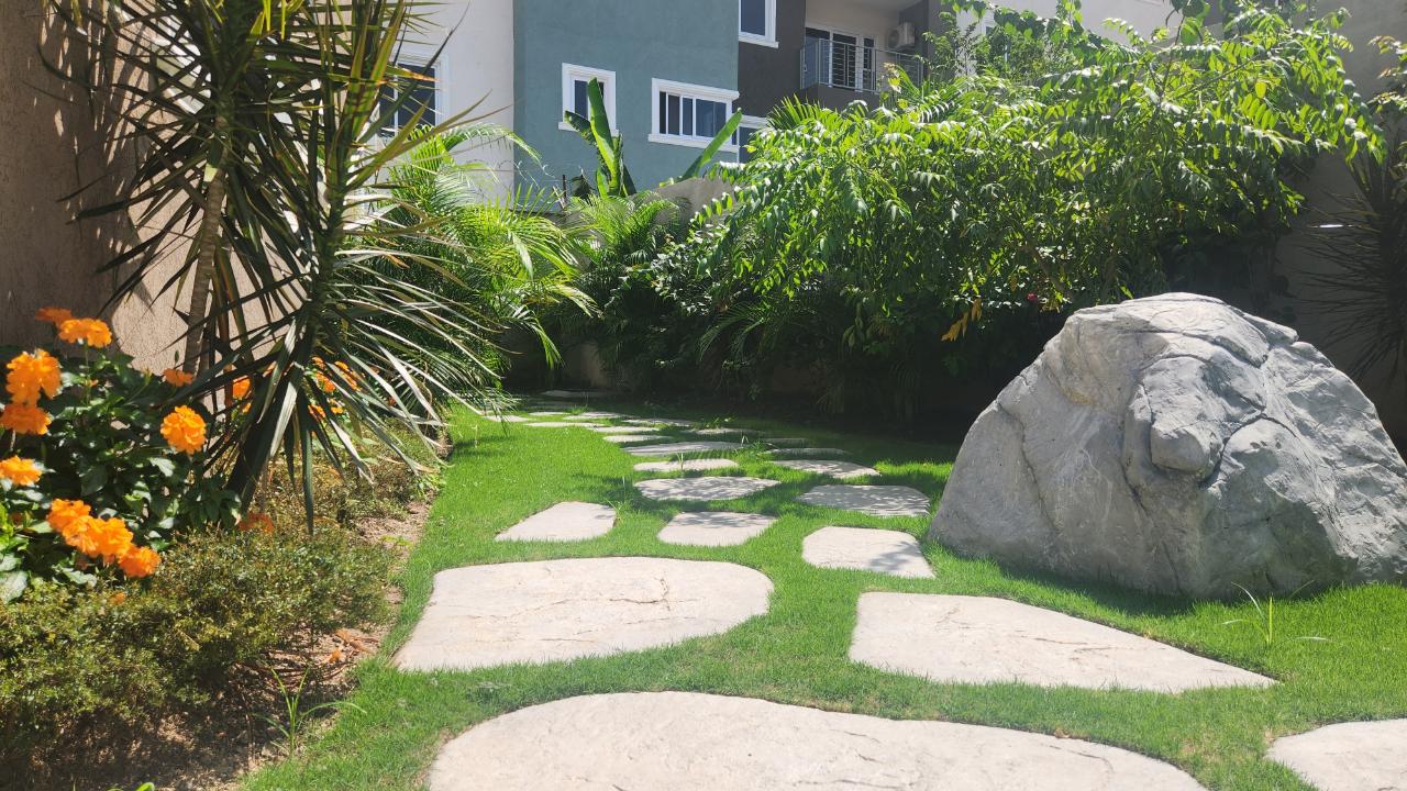Apartment For Rent: MERRIVALE CLOSE, KINGSTON, Kingston 8 | $1,500 photo 19