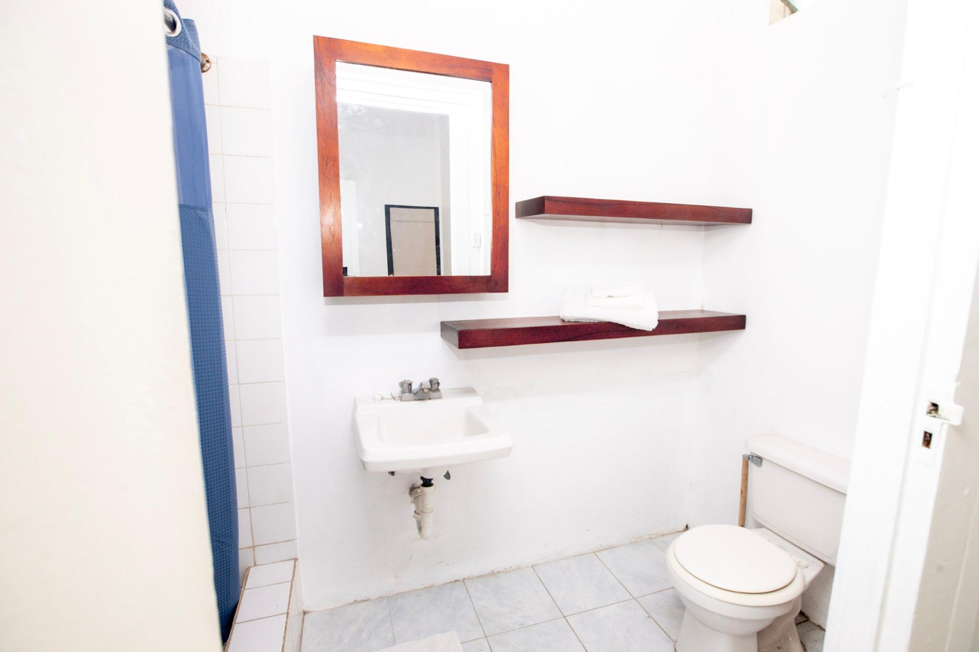 House For Rent: RIVERSIDE HEIGHTS, GORDON, Gordon Town P.O. | $200,000 photo 10