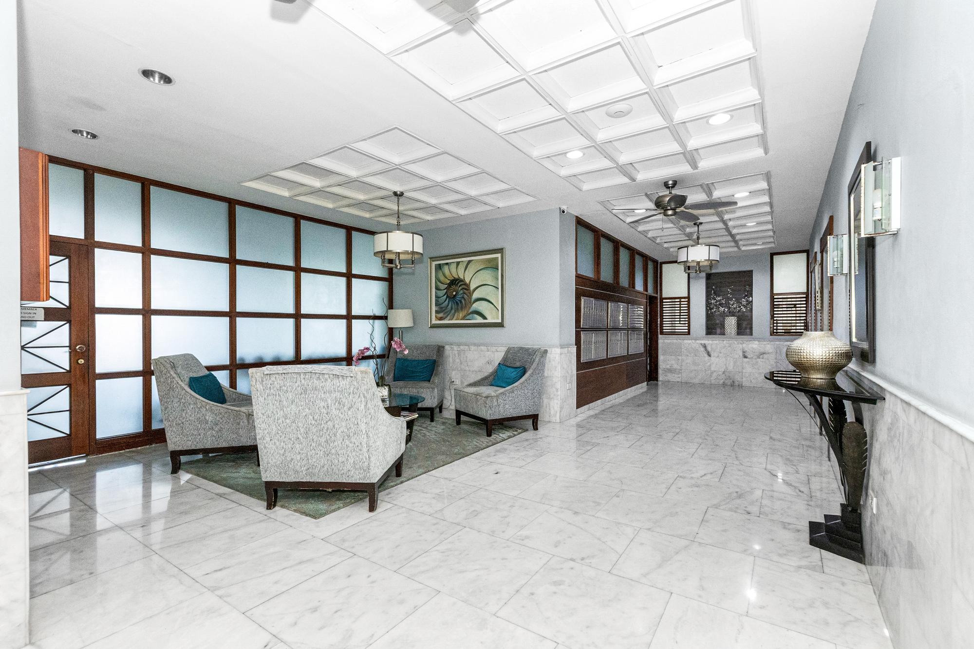 Apartment For Rent: MANOR COURT, Kingston 8 | $1,400 photo 6
