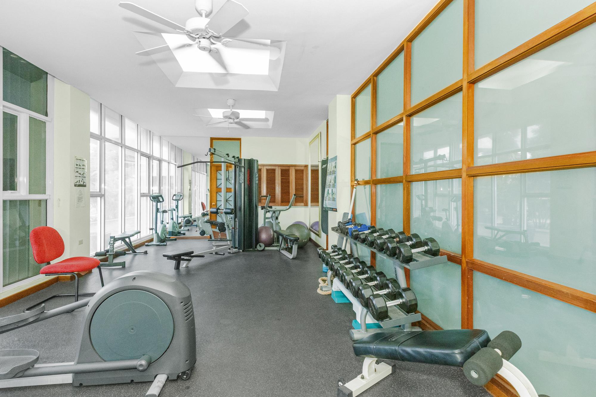 Apartment For Rent: MANOR COURT, Kingston 8 | $1,400 photo 16