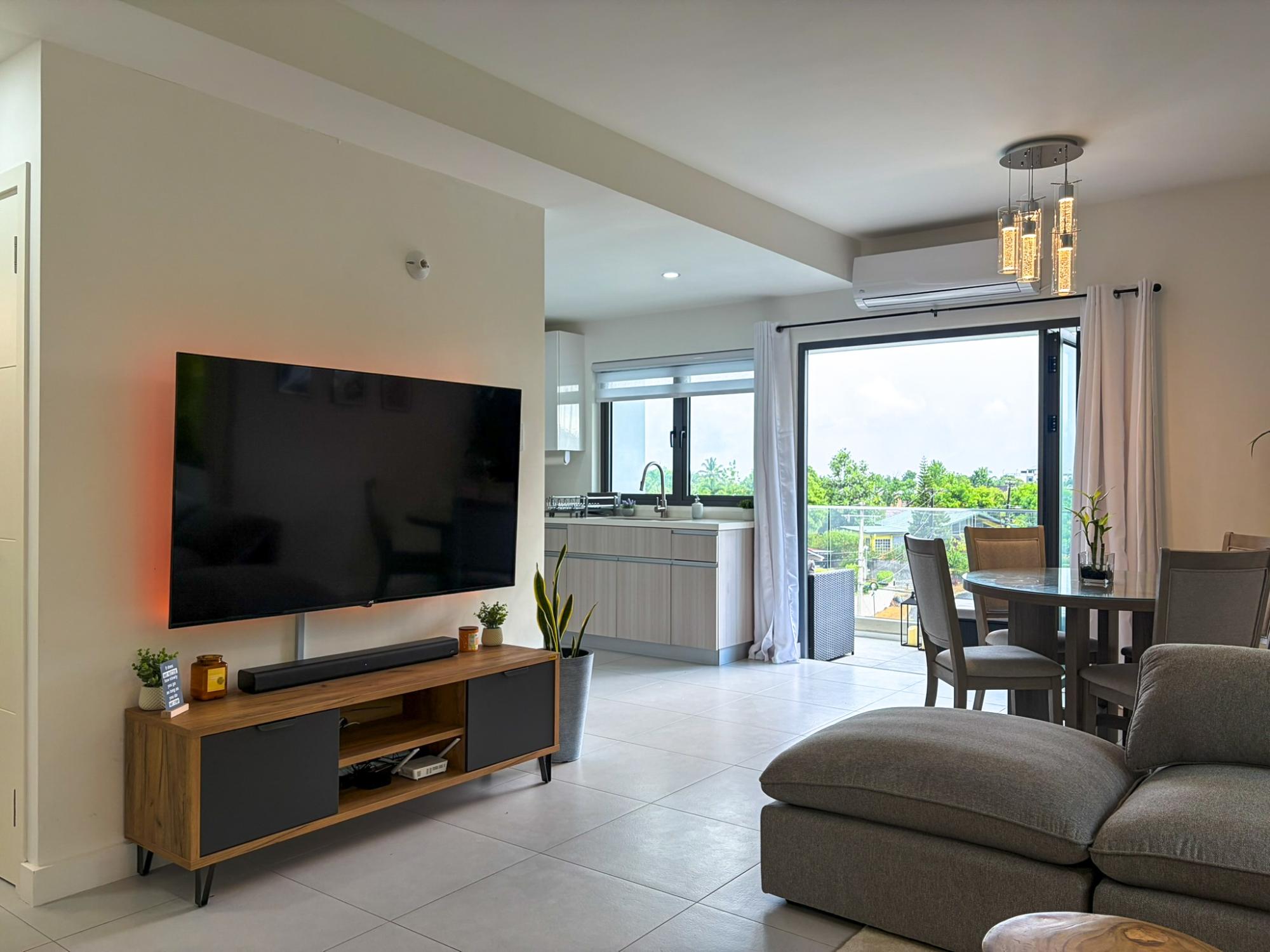 Apartment For Rent: GRAHAM HEIGHTS, Kingston 6 | $1,700 photo 7