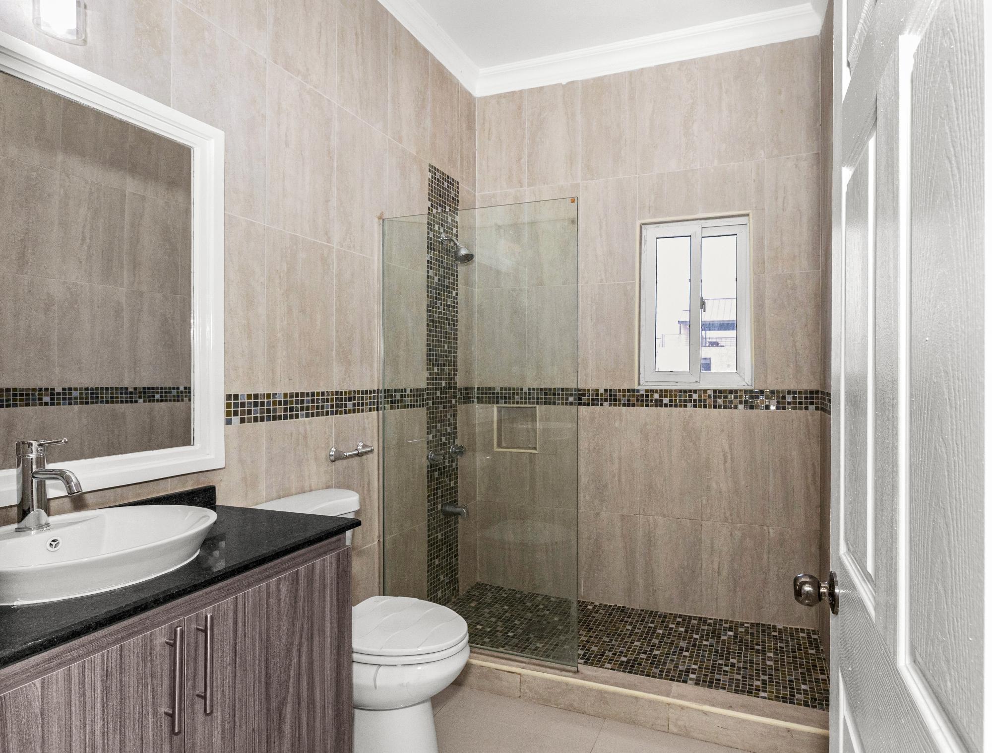 Apartment For Sale: ROCHESTER AVE, Kingston 8 | $45,000,000 photo 10