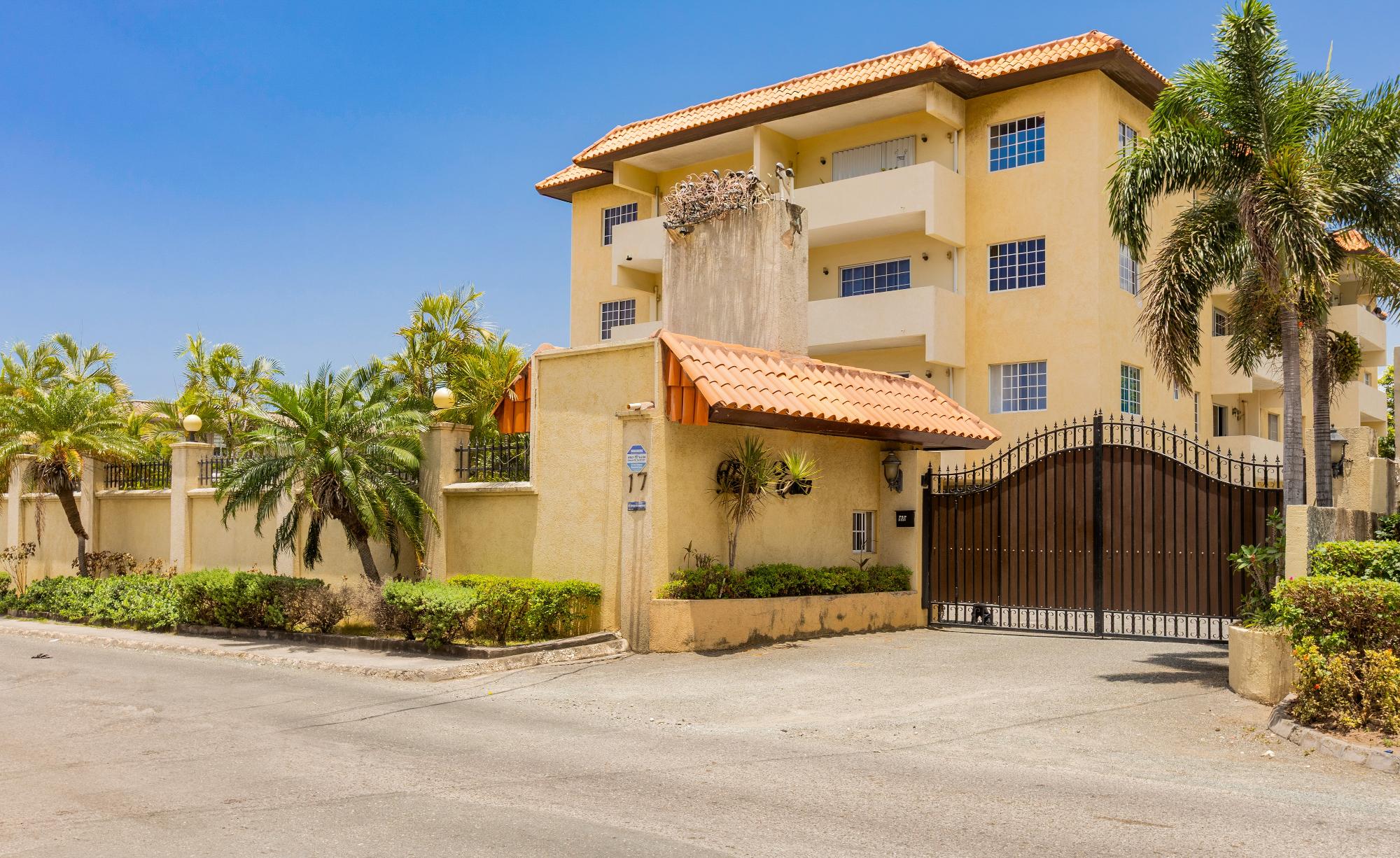 Apartment For Sale: BRAEMAR AVENUE, Kingston 10 | $45,000,000 photo 3
