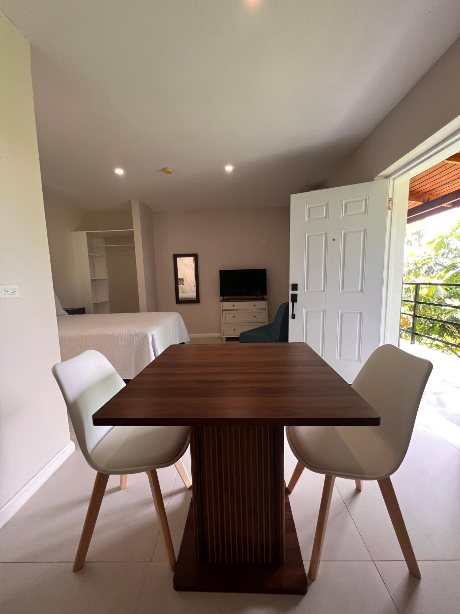 Apartment For Rent: THE BOARDWALK SHOPPING VI, Negril | $1,600 photo 5