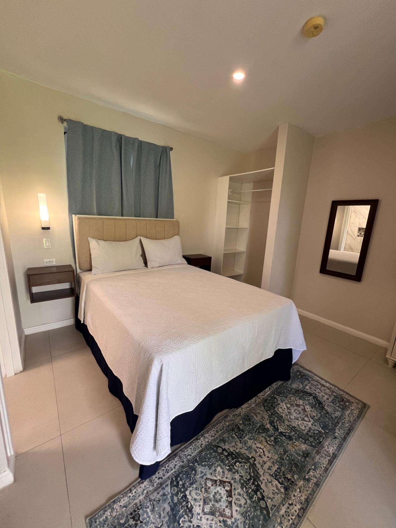 Apartment For Rent: THE BOARDWALK SHOPPING VI, Negril | $1,600 photo 5