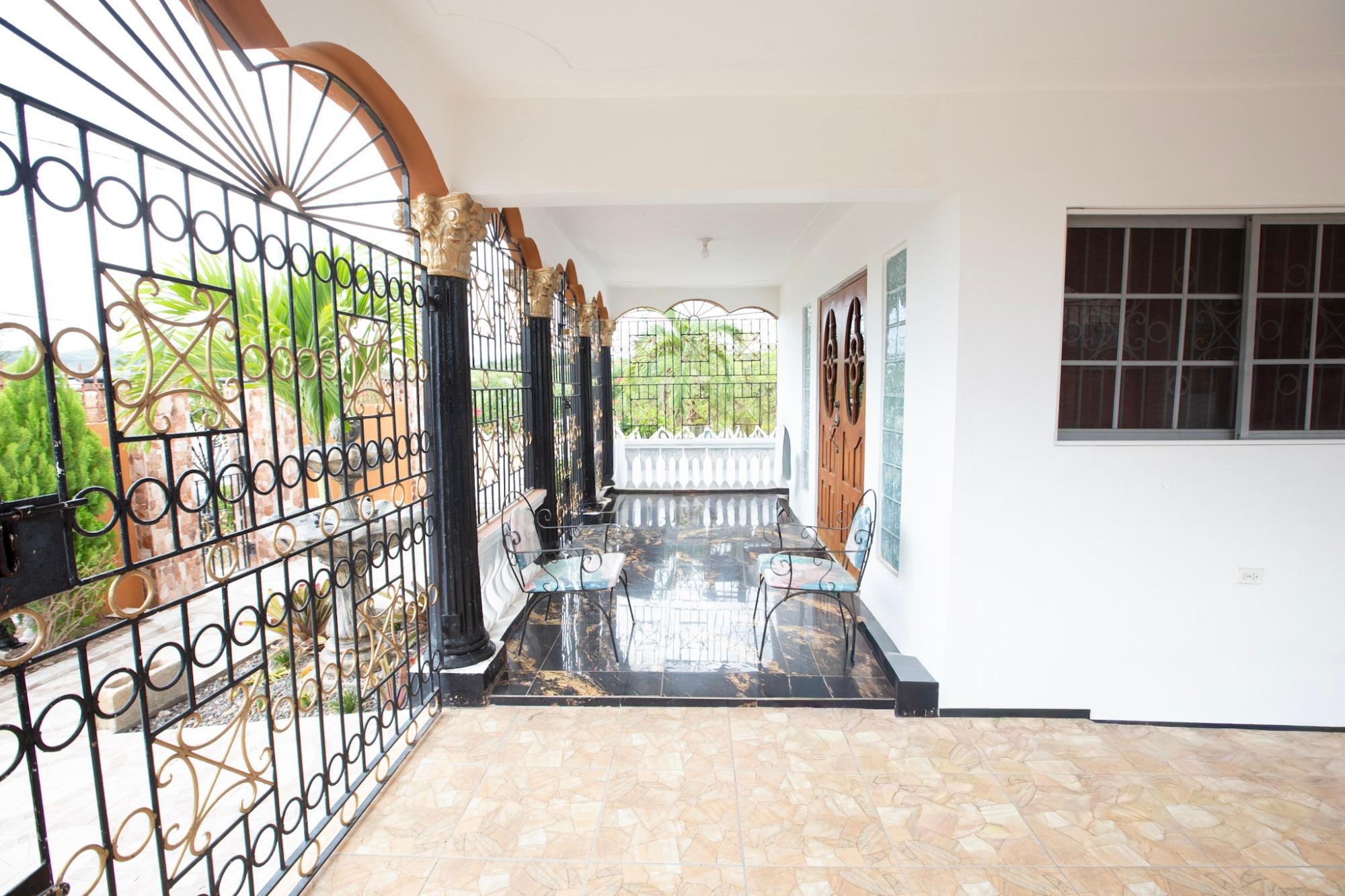 House For Sale: CLAREMONT TERRACE, Old Harbour | $35,000,000 photo 5