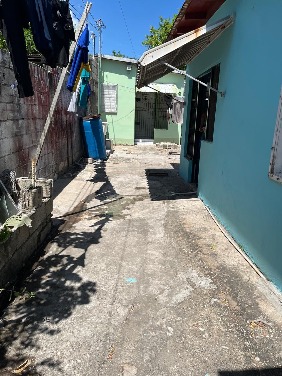 House For Sale: OAKWOOD AVENUE, Kingston 20 | $16,000,000 photo 7