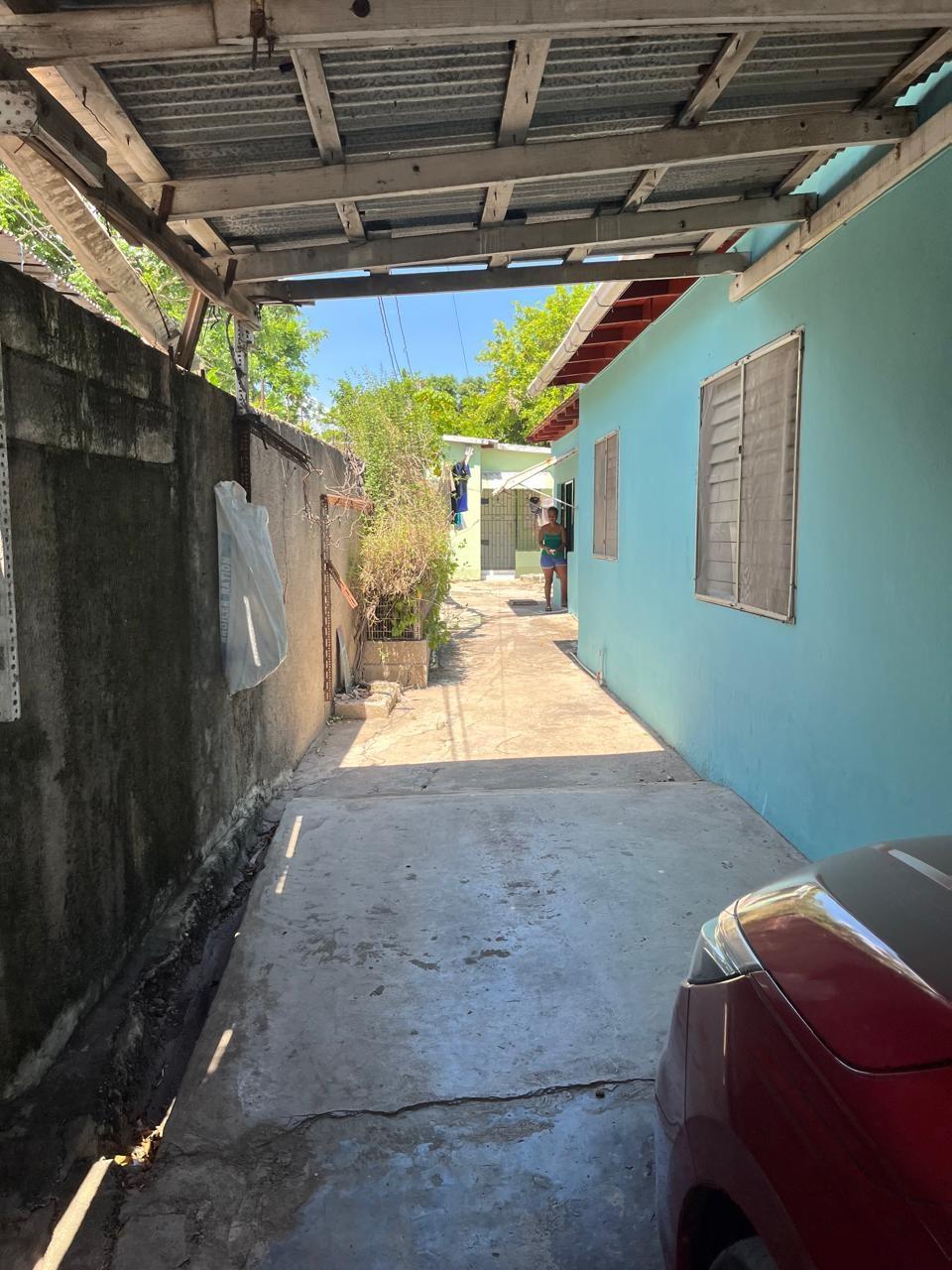 House For Sale: OAKWOOD AVENUE, Kingston 20 | $16,000,000 photo 10