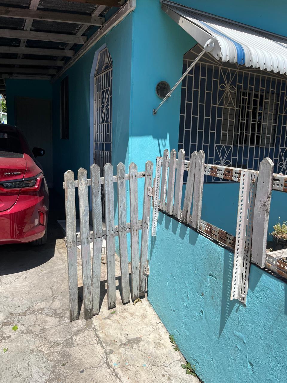 House For Sale: OAKWOOD AVENUE, Kingston 20 | $16,000,000 photo 11
