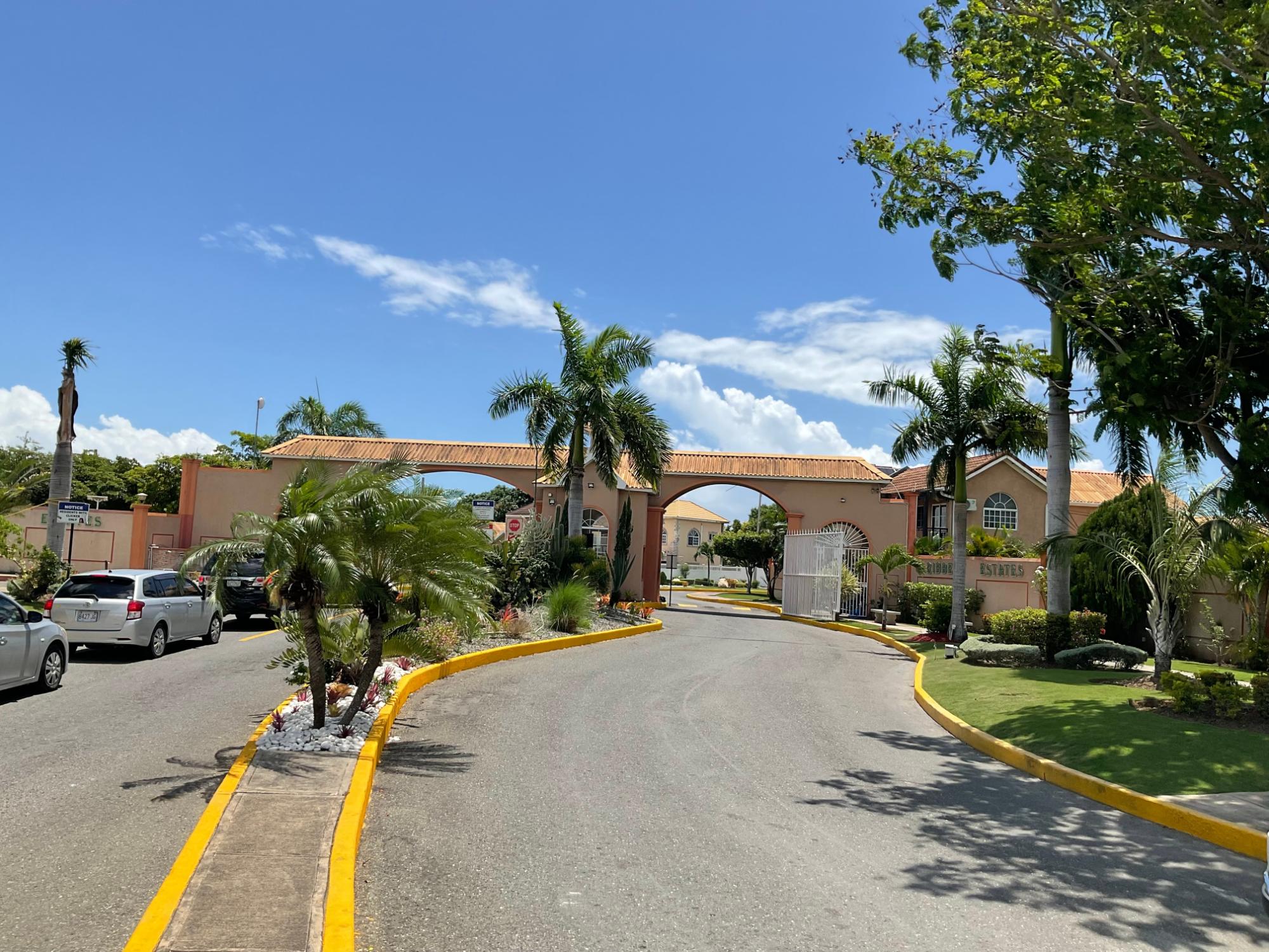 House For Rent: TRINIDAD BOULEVARD, Caribbean Estates | $150,000 photo 4