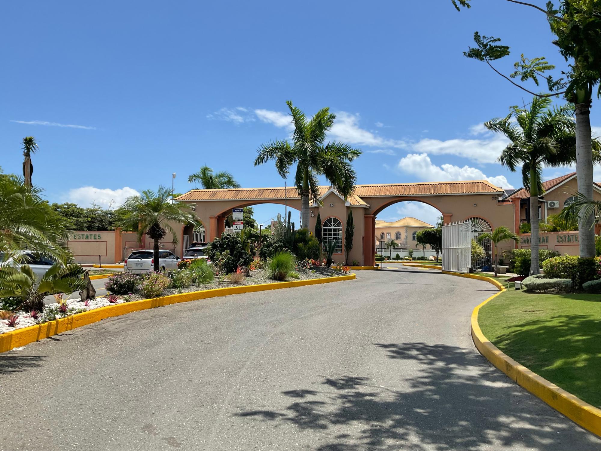 House For Rent: TRINIDAD BOULEVARD, Caribbean Estates | $150,000 photo 5