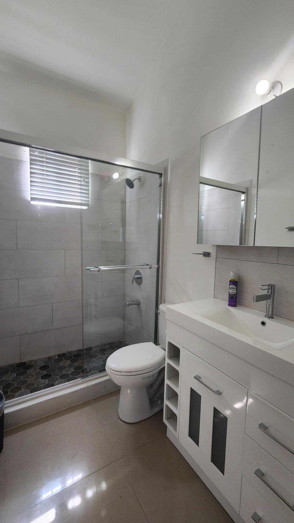 House For Rent: ELIA TADDEO COURSE, Caymanas | $1,150 photo 8