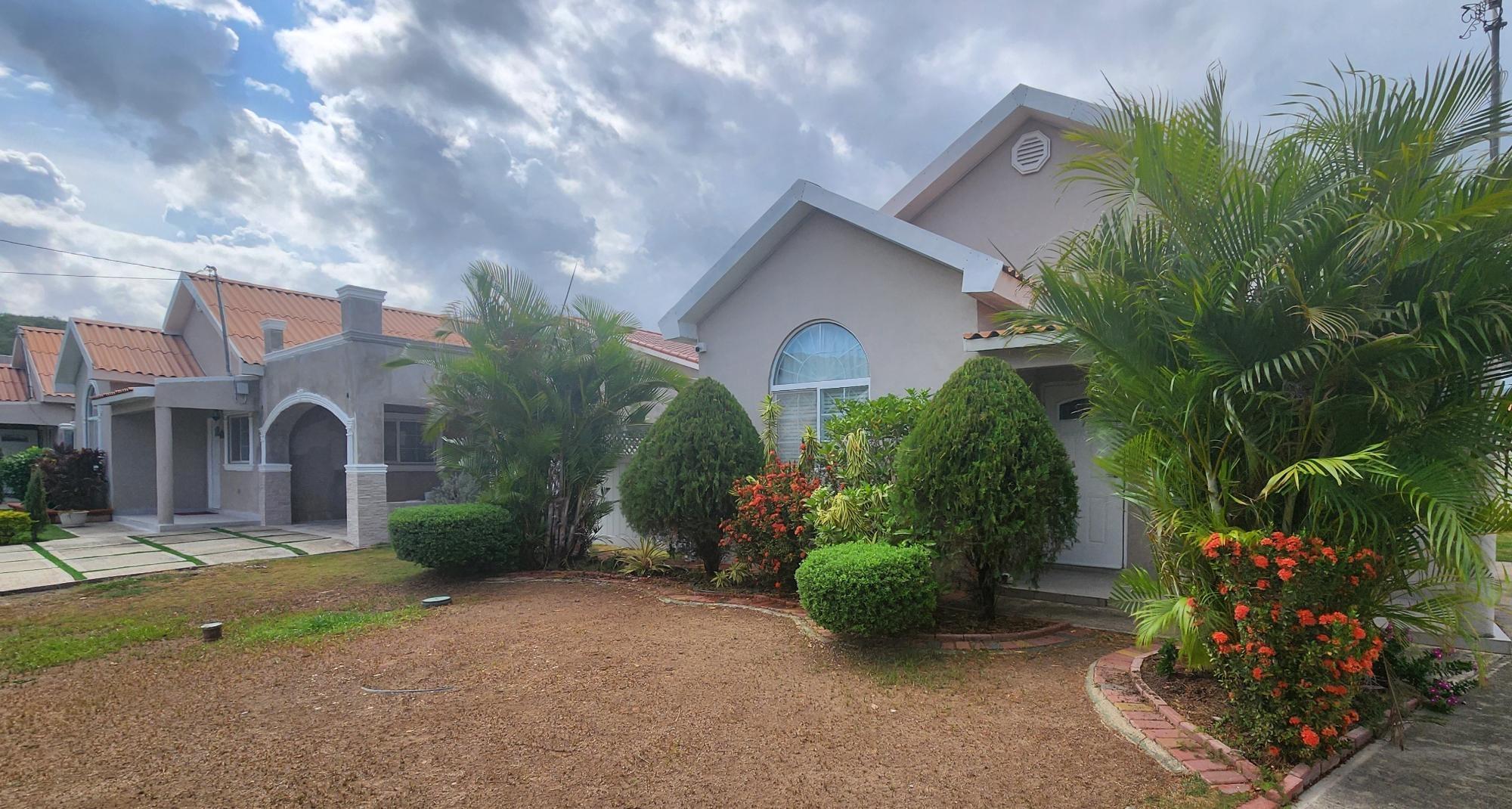 House For Rent: ELIA TADDEO COURSE, Caymanas | $1,150 photo 20
