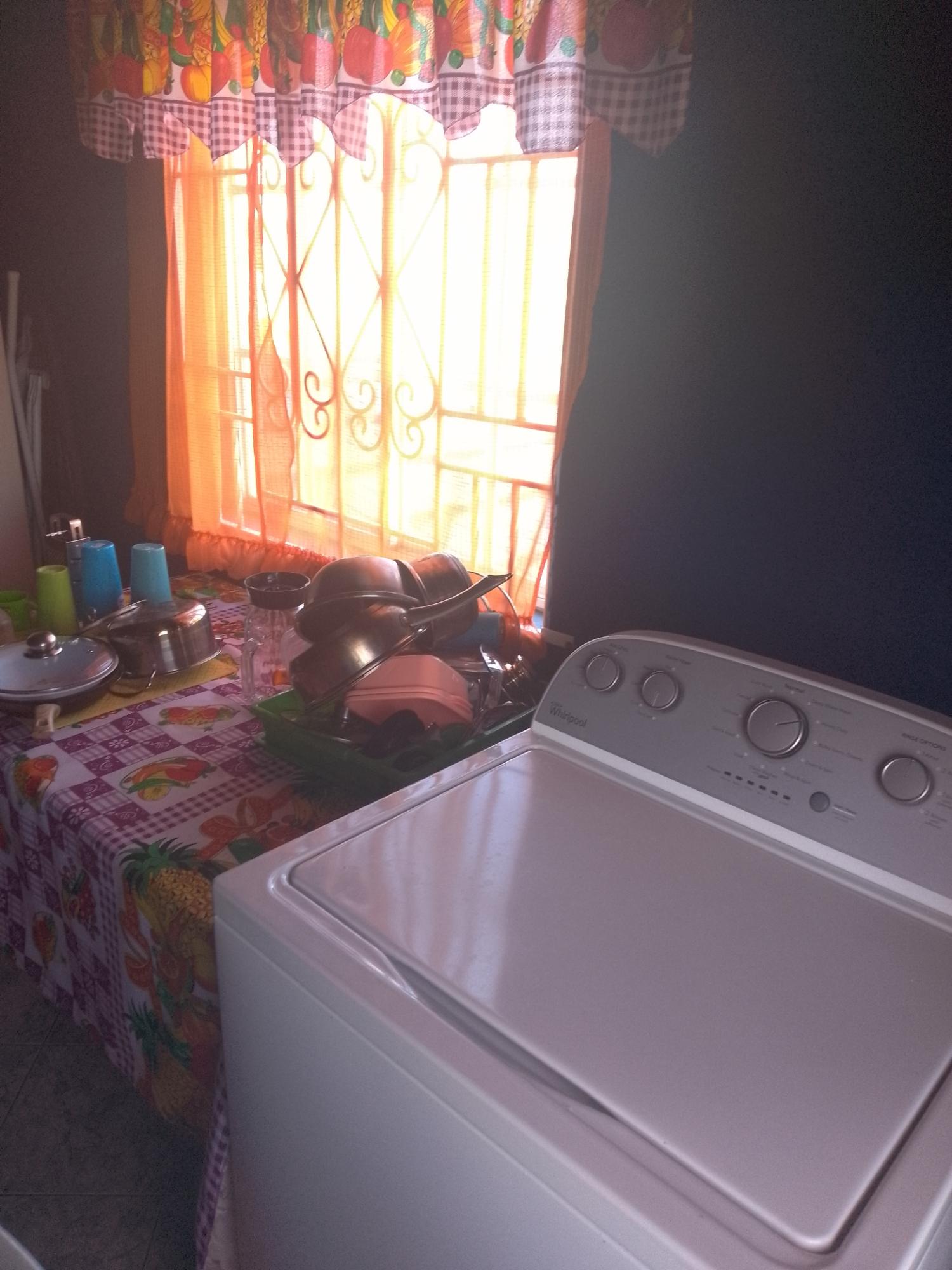 House For Rent: OCEANIC AVE, TOBY HEIGHTS, Tobby Heights | $40,000 photo 9