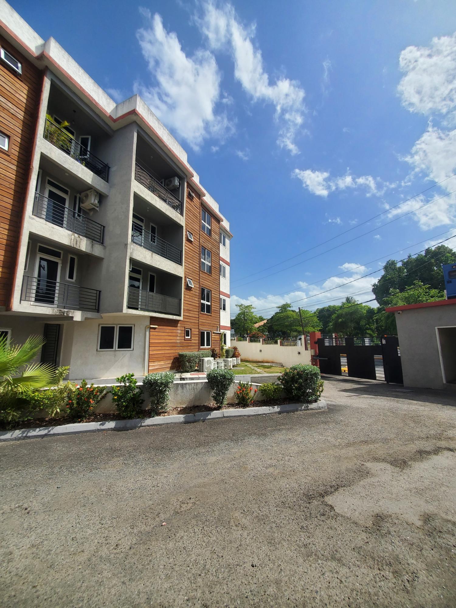 Apartment For Rent: FAIRWAY AVENUE, Kingston 5 | $1,600
