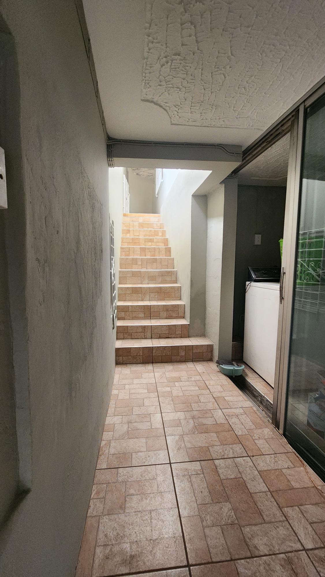 Apartment For Rent: FOREST HILLS, Kingston 19 | $75,000 photo 2
