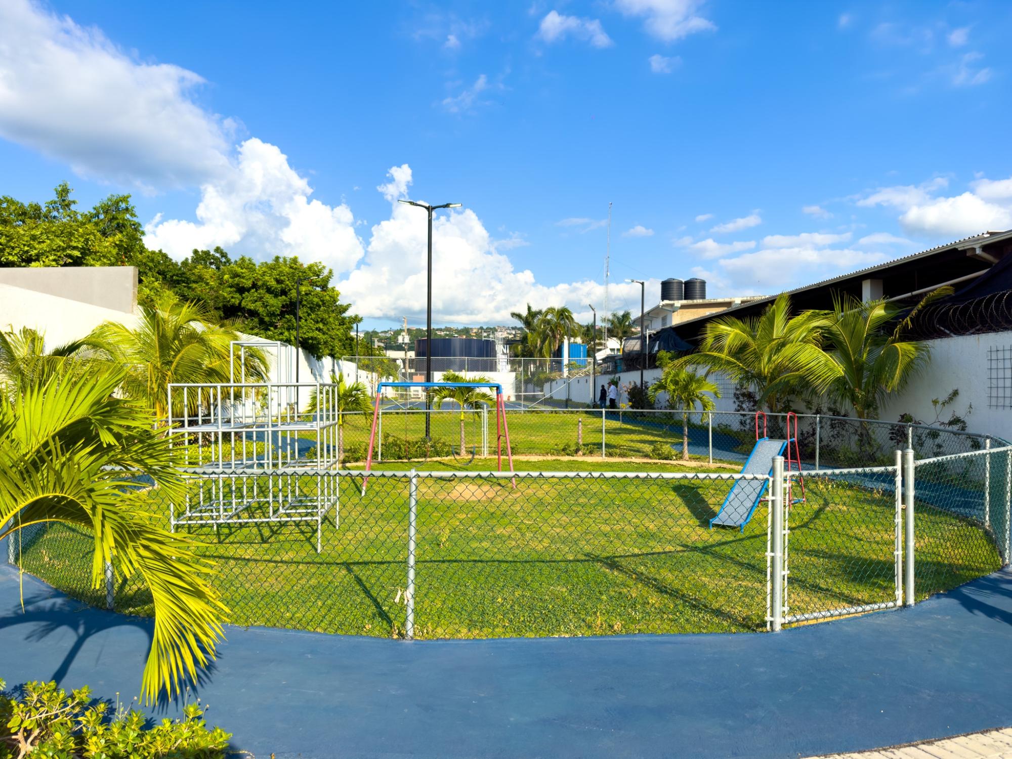 Apartment For Rent: MUSGRAVE AVENUE, Kingston 5 | $1,800 photo 9