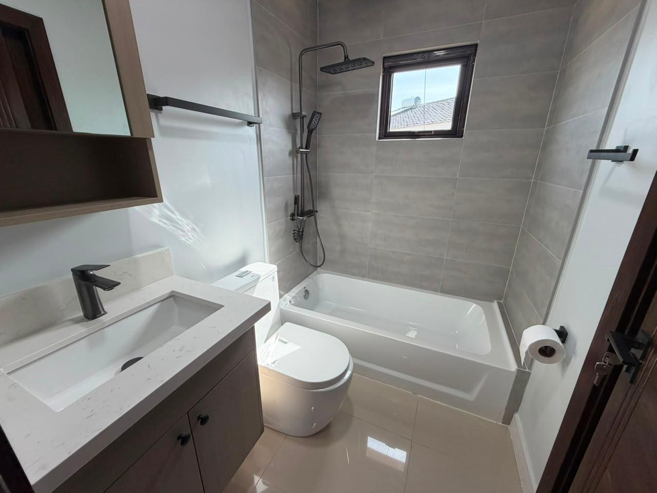 House For Rent: OAK ESTATES, PORTMORE, Greater Portmore | $230,000 photo 11