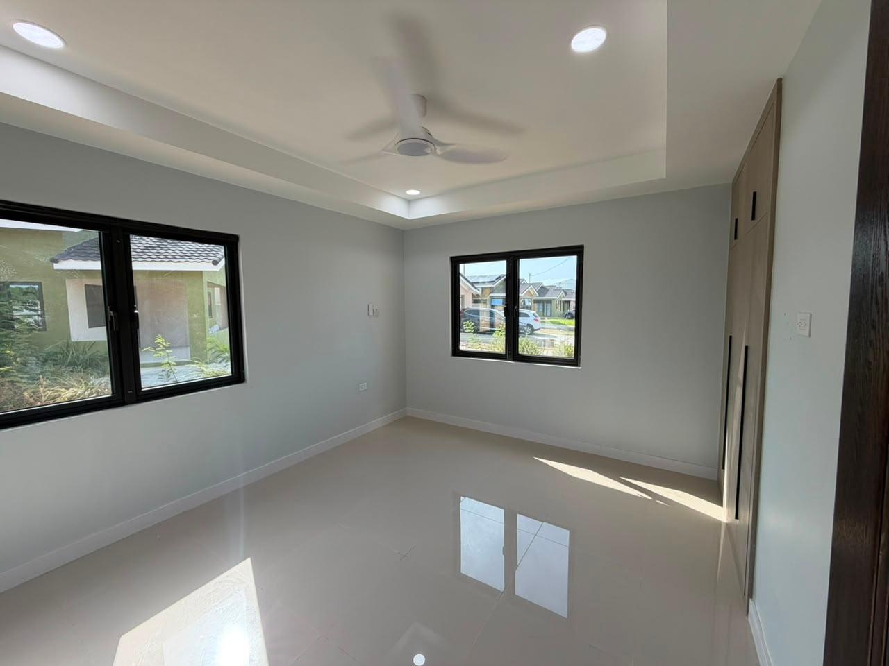 House For Rent: OAK ESTATES, PORTMORE, Greater Portmore | $230,000 photo 14