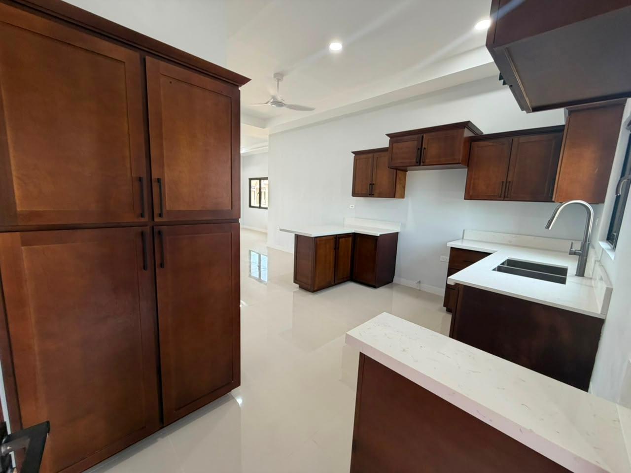 House For Rent: OAK ESTATES, PORTMORE, Greater Portmore | $230,000 photo 18