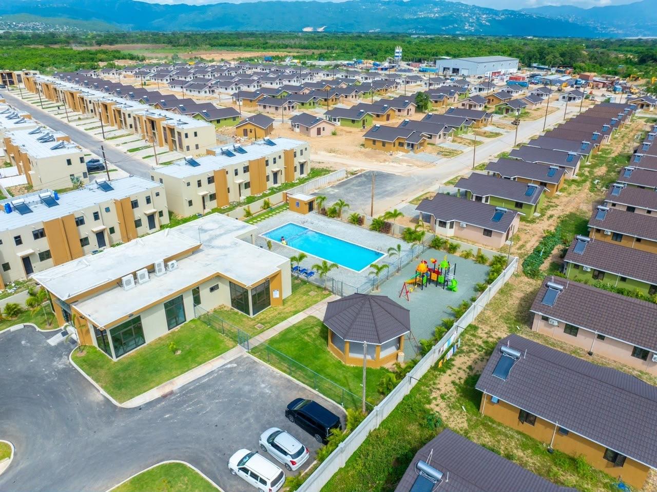 House For Rent: OAK ESTATES, PORTMORE, Greater Portmore | $230,000 photo 19