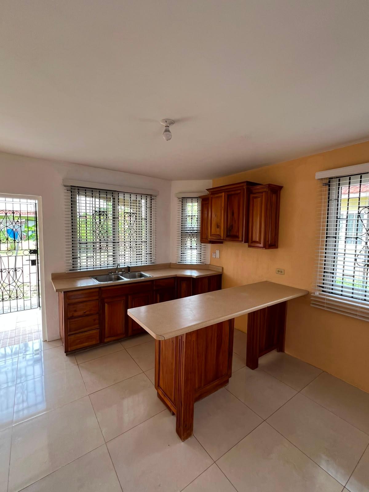 House For Rent: SEVILLE MEADOWS PH1 ,SPAN, SYDENHAM GARDENS | $90,000 photo 6