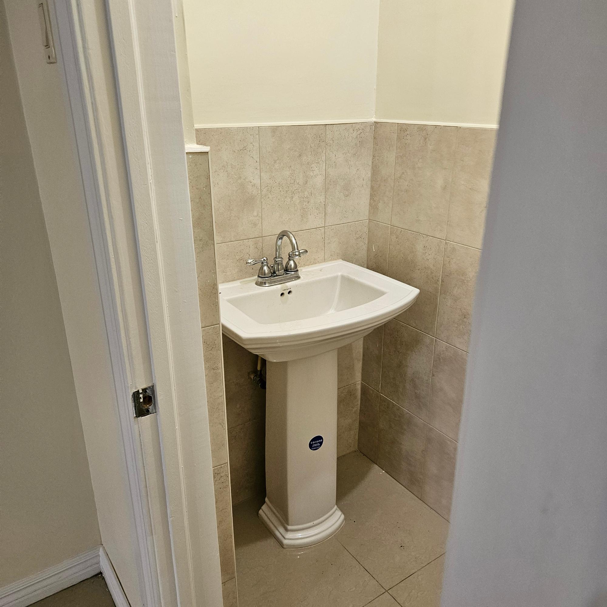 Apartment For Rent: KINGS DRIVE, Kingston 6 | $1,500 photo 15
