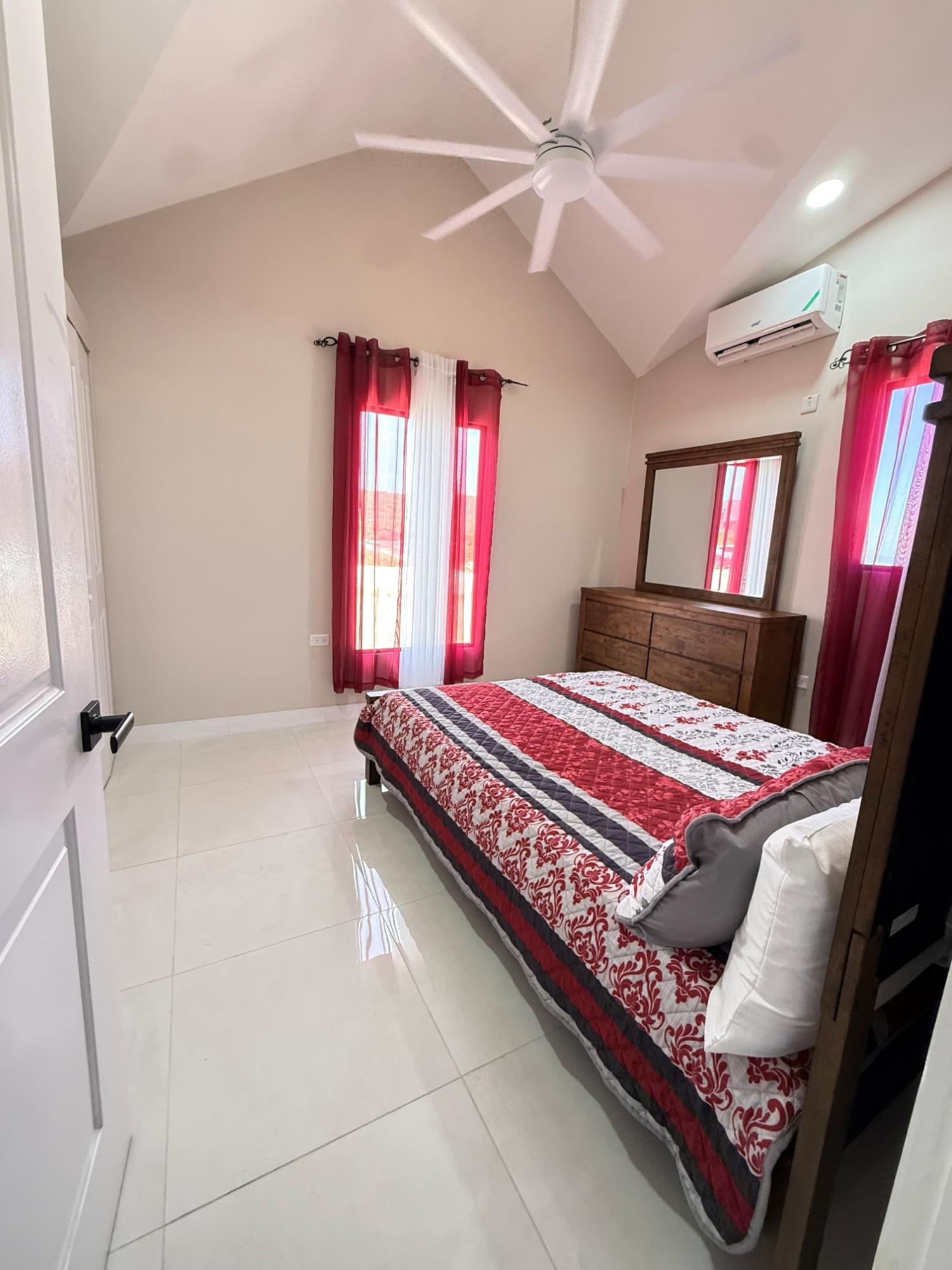 House For Sale: TOBY HEIGHTS, Freetown | $43,000,000 photo 3