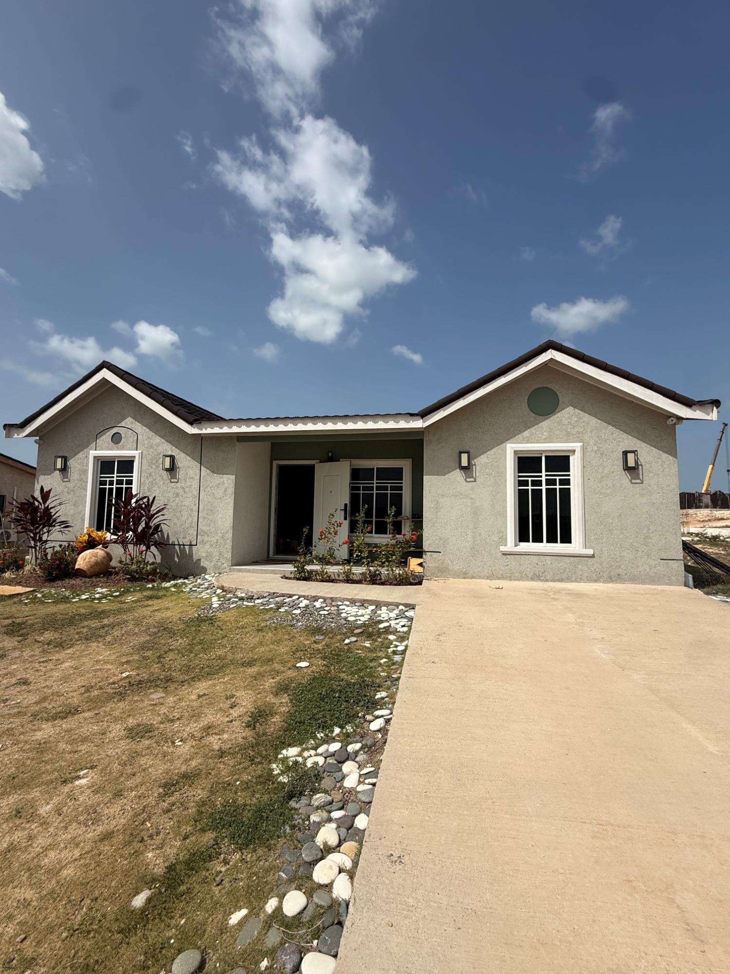 House For Sale: TOBY HEIGHTS, Freetown | $43,000,000 photo 4