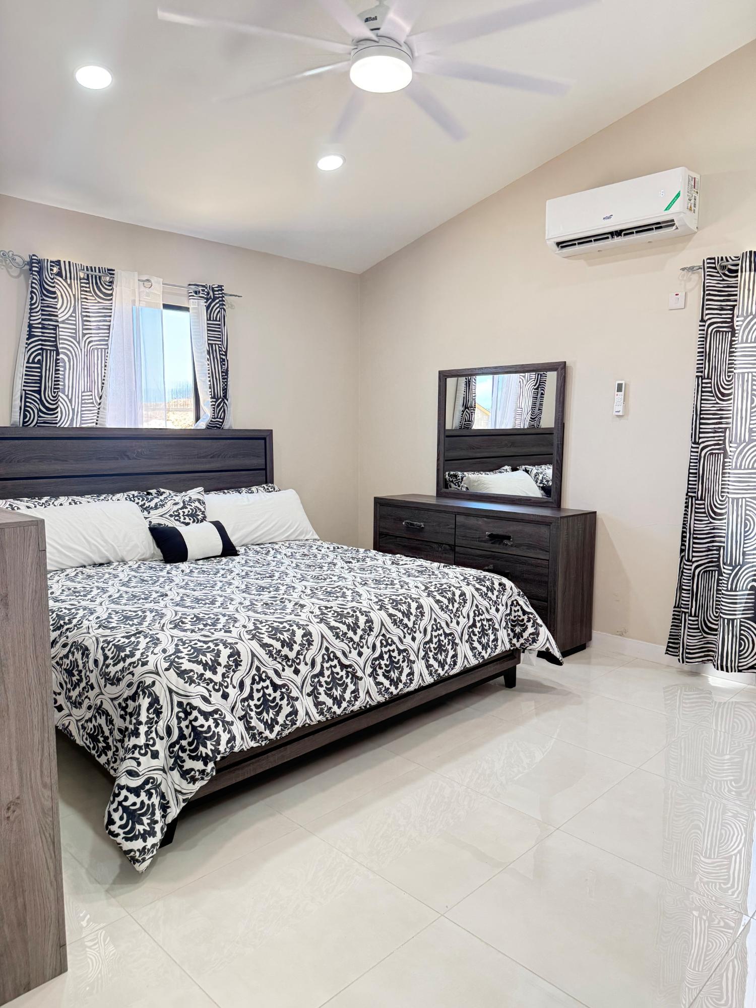 House For Sale: TOBY HEIGHTS, Freetown | $43,000,000 photo 8