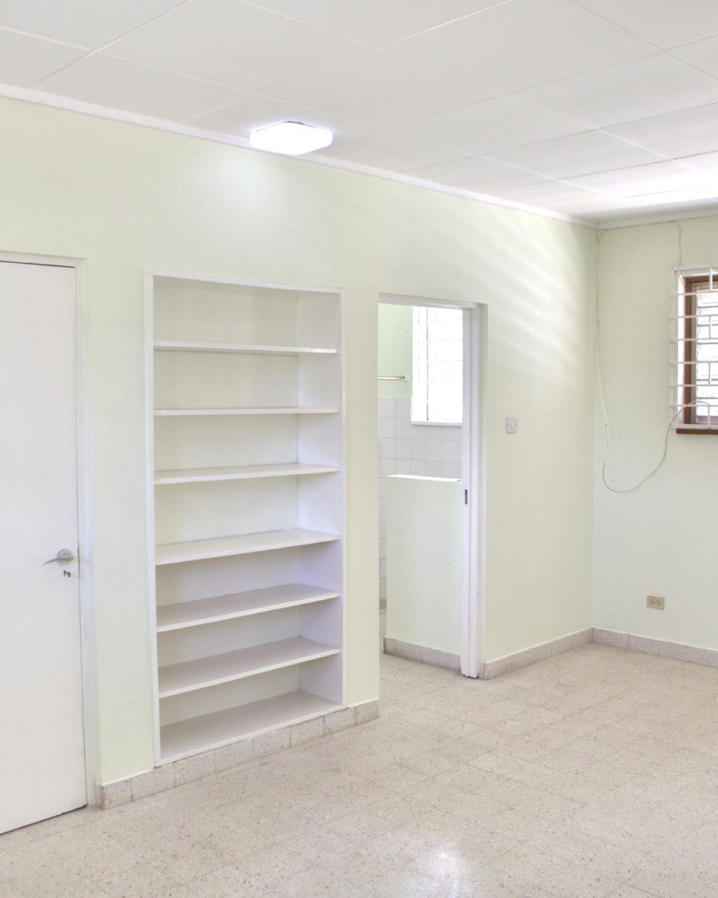 House For Rent: AVESBURY AVENUE, Kingston 6 | $200,000 photo 3