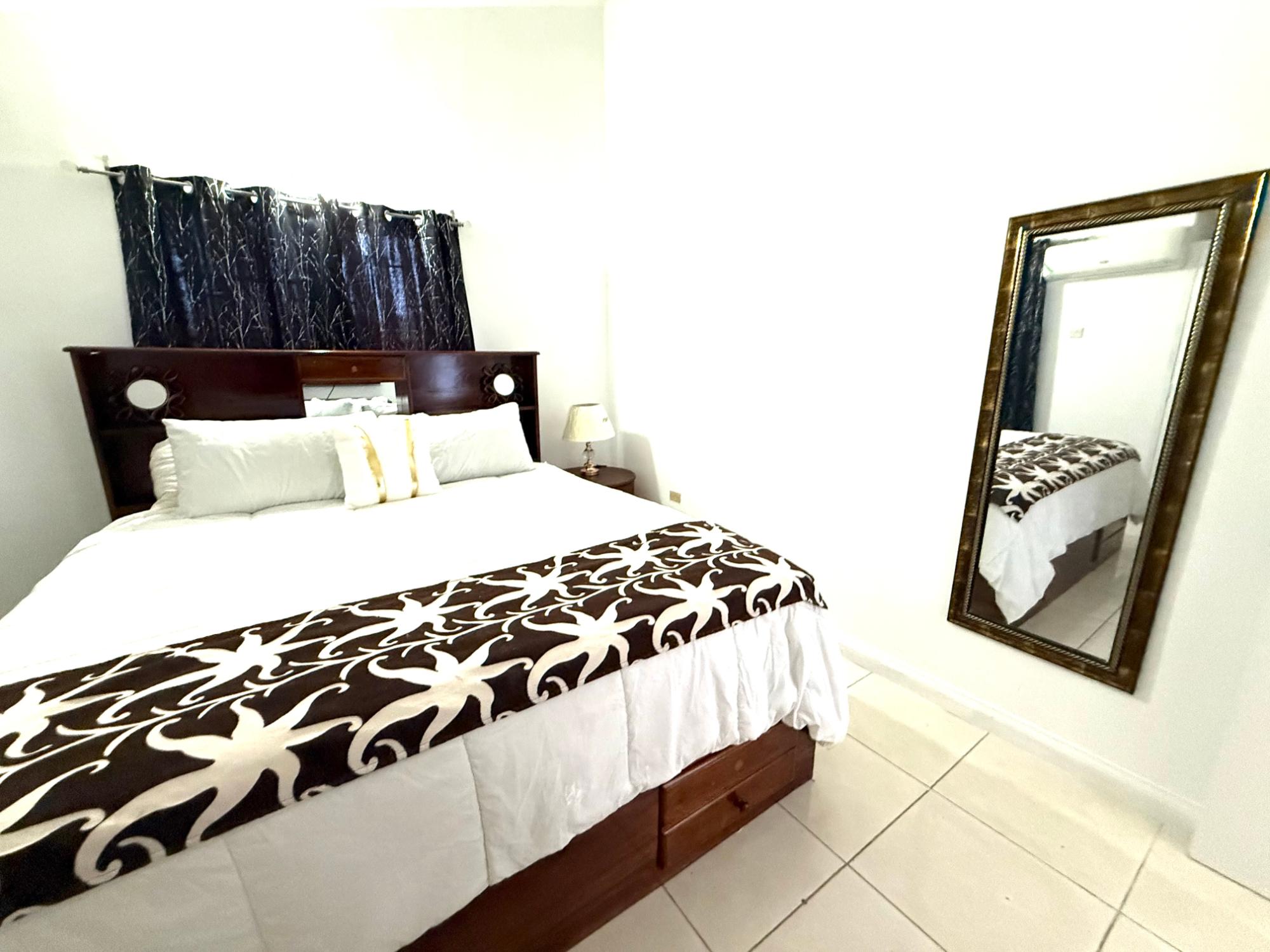 House For Rent: MONTEGO WEST VILLAGE, Montego Bay | $1,300 photo 10