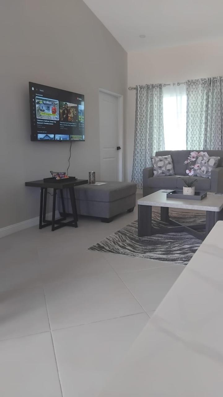 House For Sale: FREETOWN, CLARENDON, Freetown | $42,000,000 photo 3