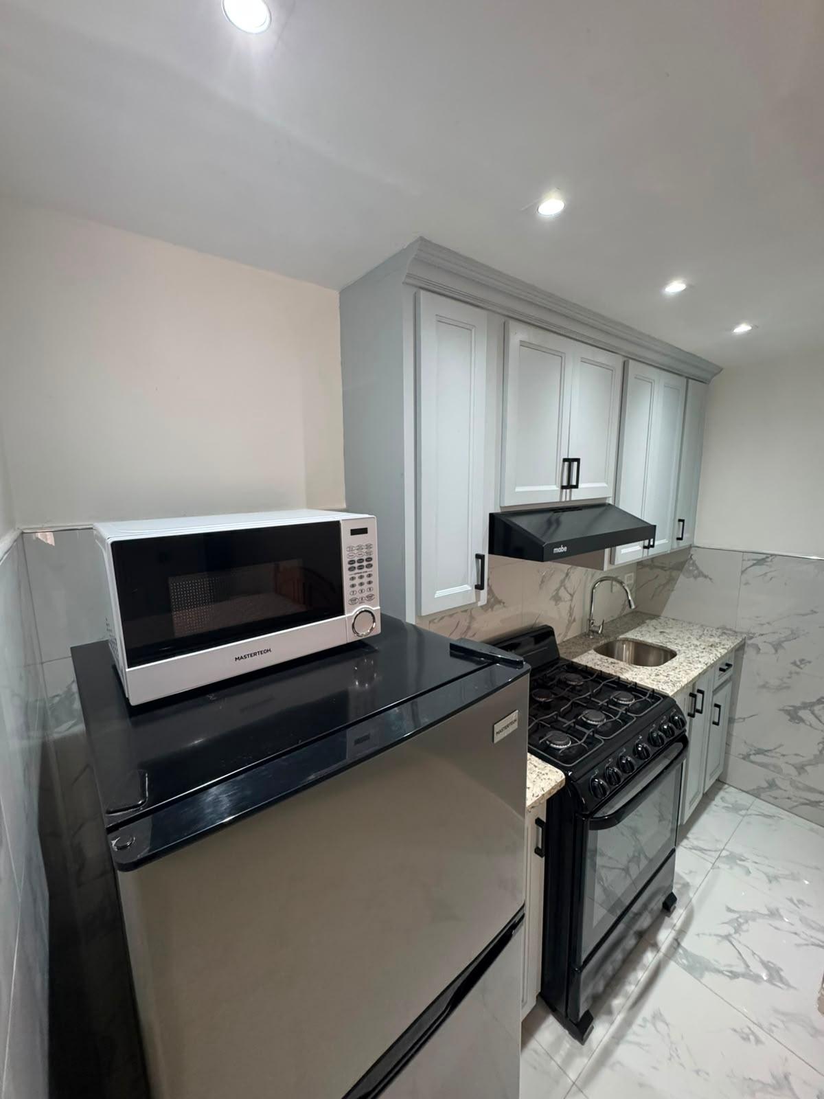House For Rent: GREENSVIEW DR. CORAL GARD, Cornwall | $800 photo 12