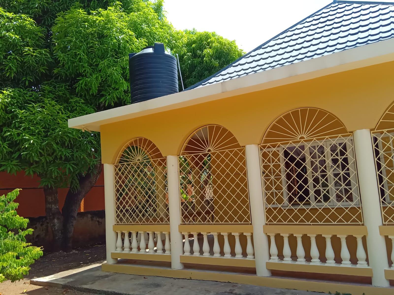 House For Rent: GREENSVIEW DR. CORAL GARD, Cornwall | $800 photo 20
