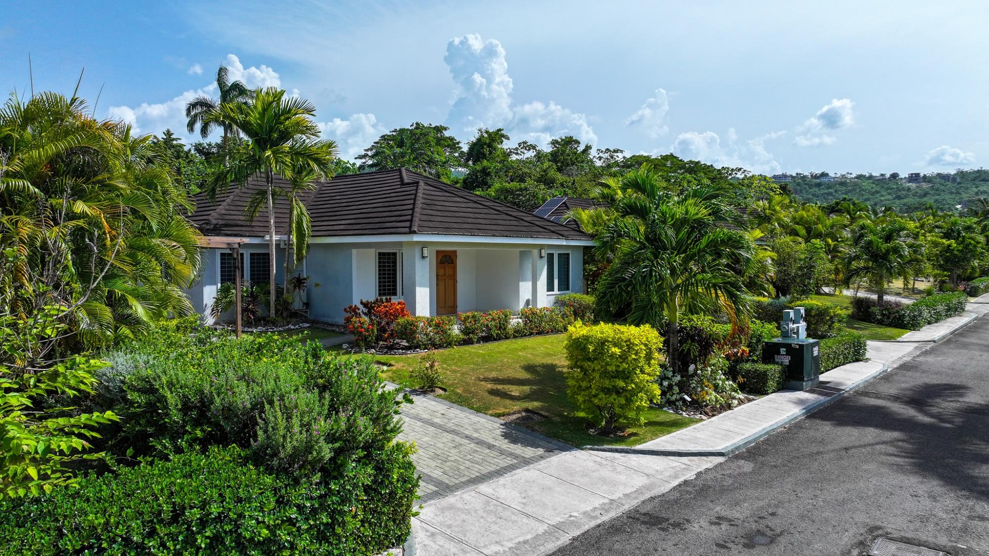 House For Sale: DRAX HALL POLO VILLAS, Drax Hall Estate | $550,000