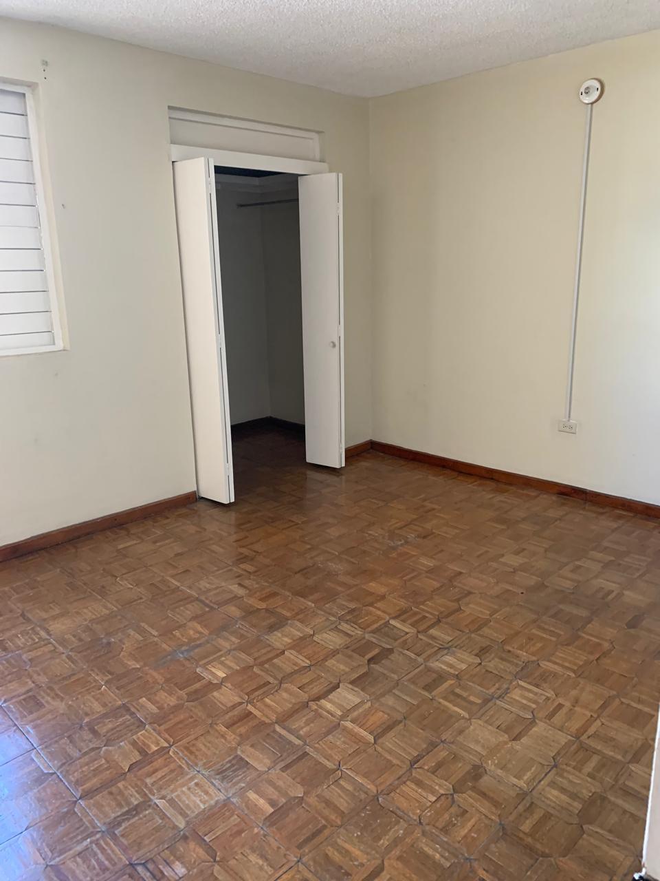 Apartment For Rent: OXFORD ROAD, Kingston 5 | $180,000 photo 14