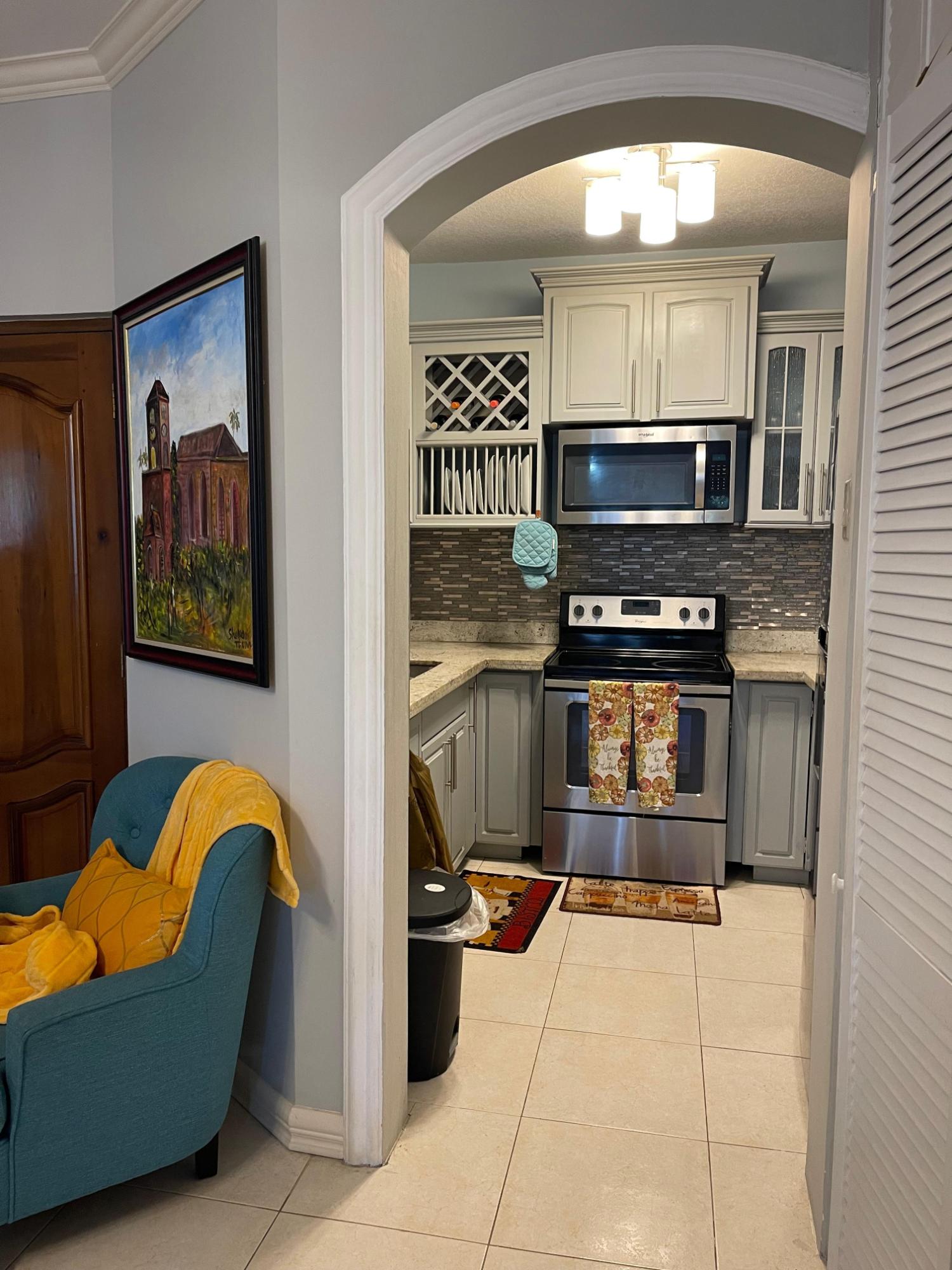 Apartment For Sale: VERMONT AVE, Kingston 19 | $40,000,000 photo 12