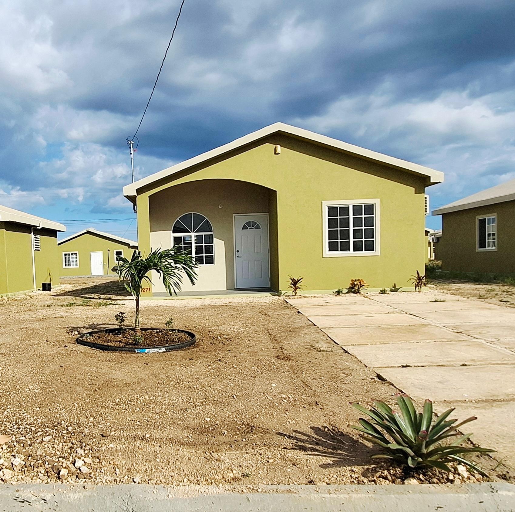 House For Rent: PHOENIX PARK VILLAGE 2, Phoenix Park | $130,000 photo 2