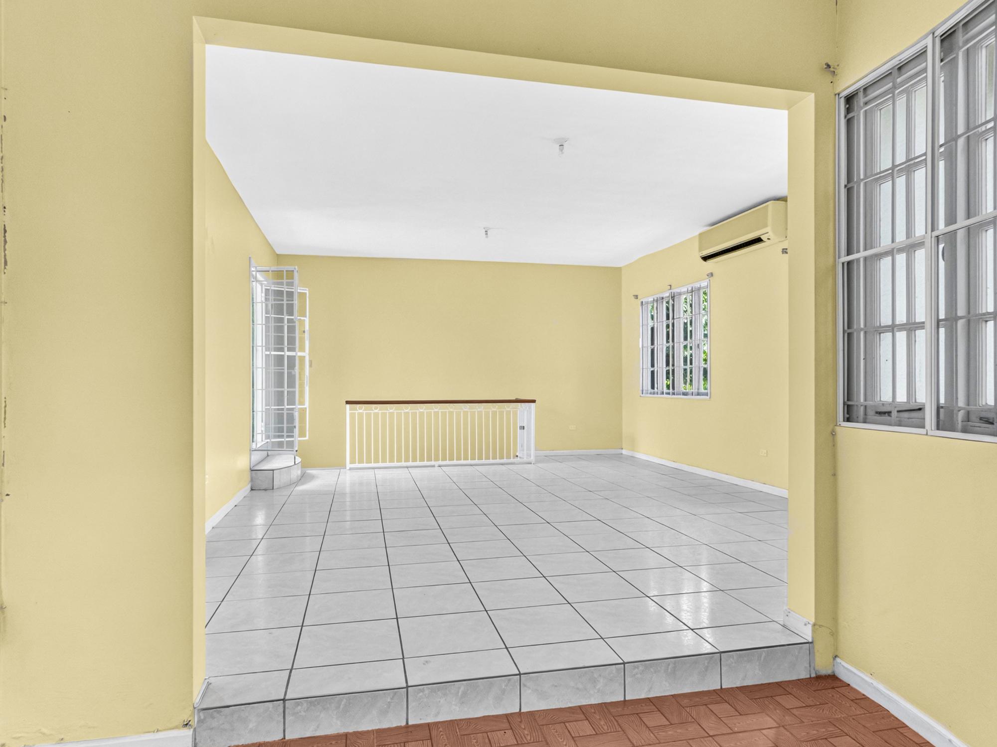 Townhouse For Rent: UPPER MARKWAY, Kingston 8 | $360,000 photo 7