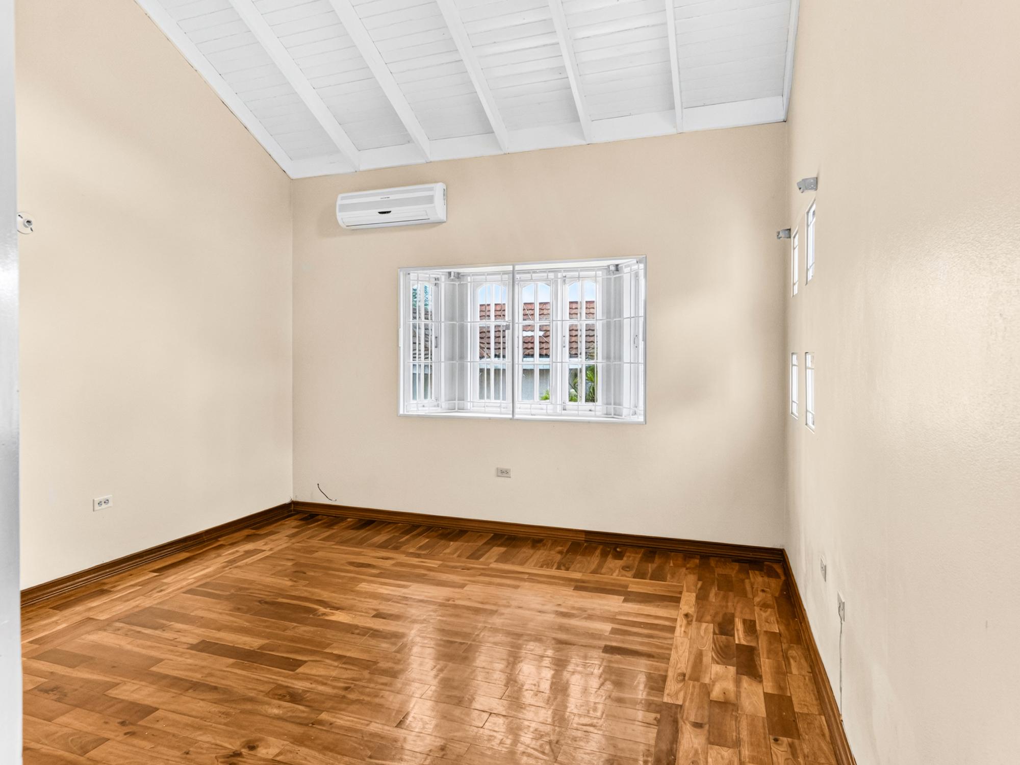 Townhouse For Rent: UPPER MARKWAY, Kingston 8 | $360,000 photo 16