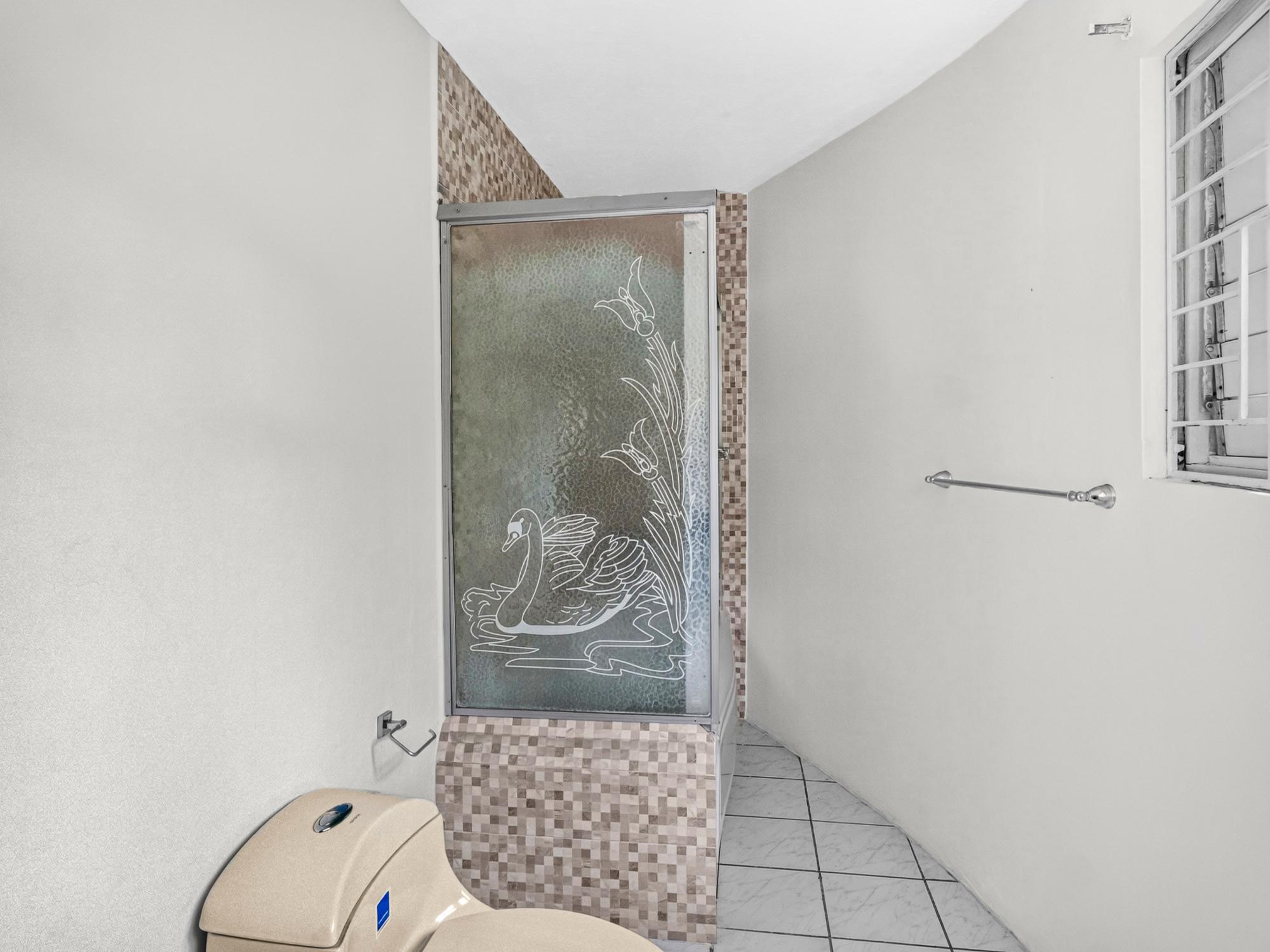Townhouse For Rent: UPPER MARKWAY, Kingston 8 | $360,000 photo 19