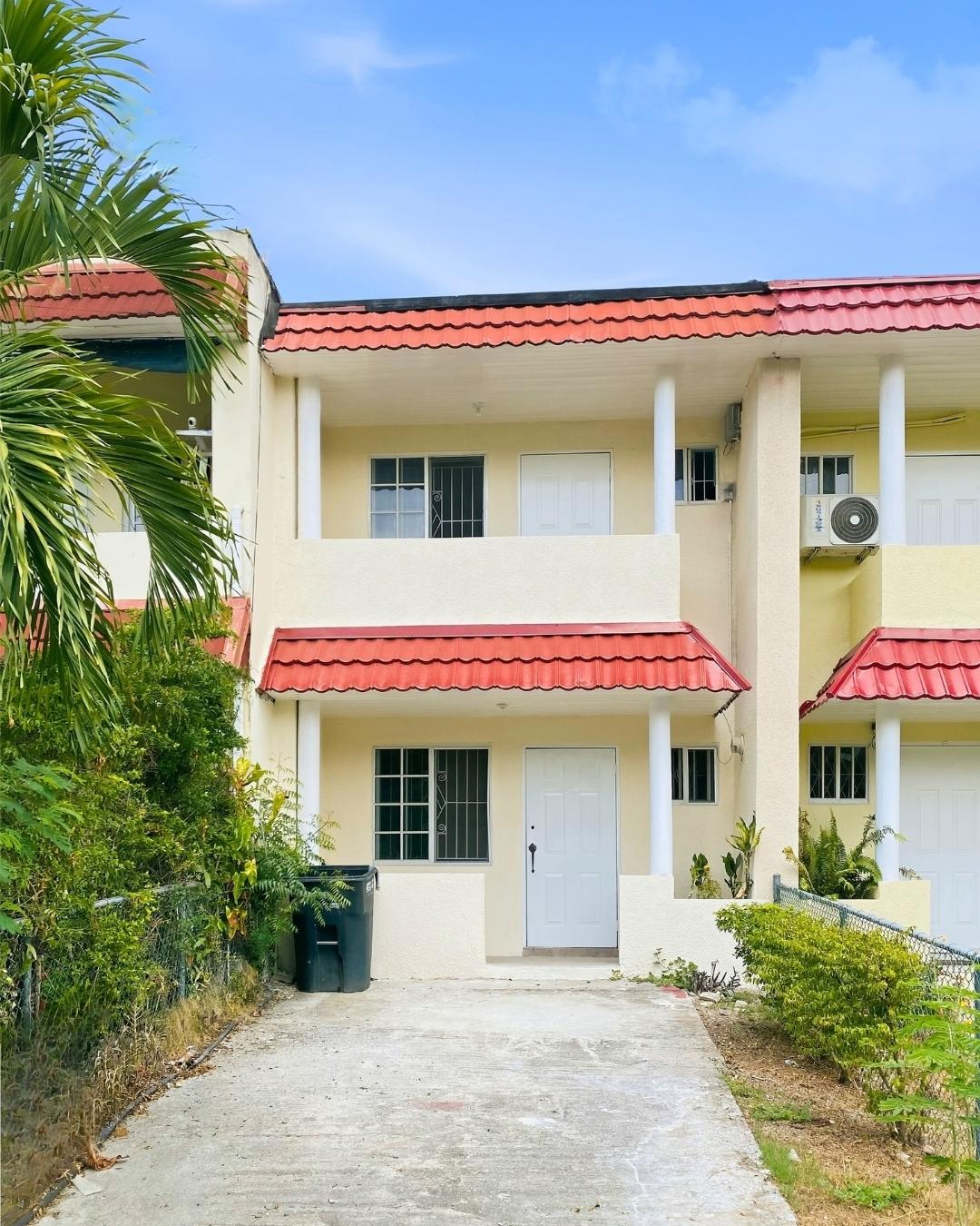 Townhouse For Rent: PINES OF KARACHI, Kingston 7 | $190,000 photo 2