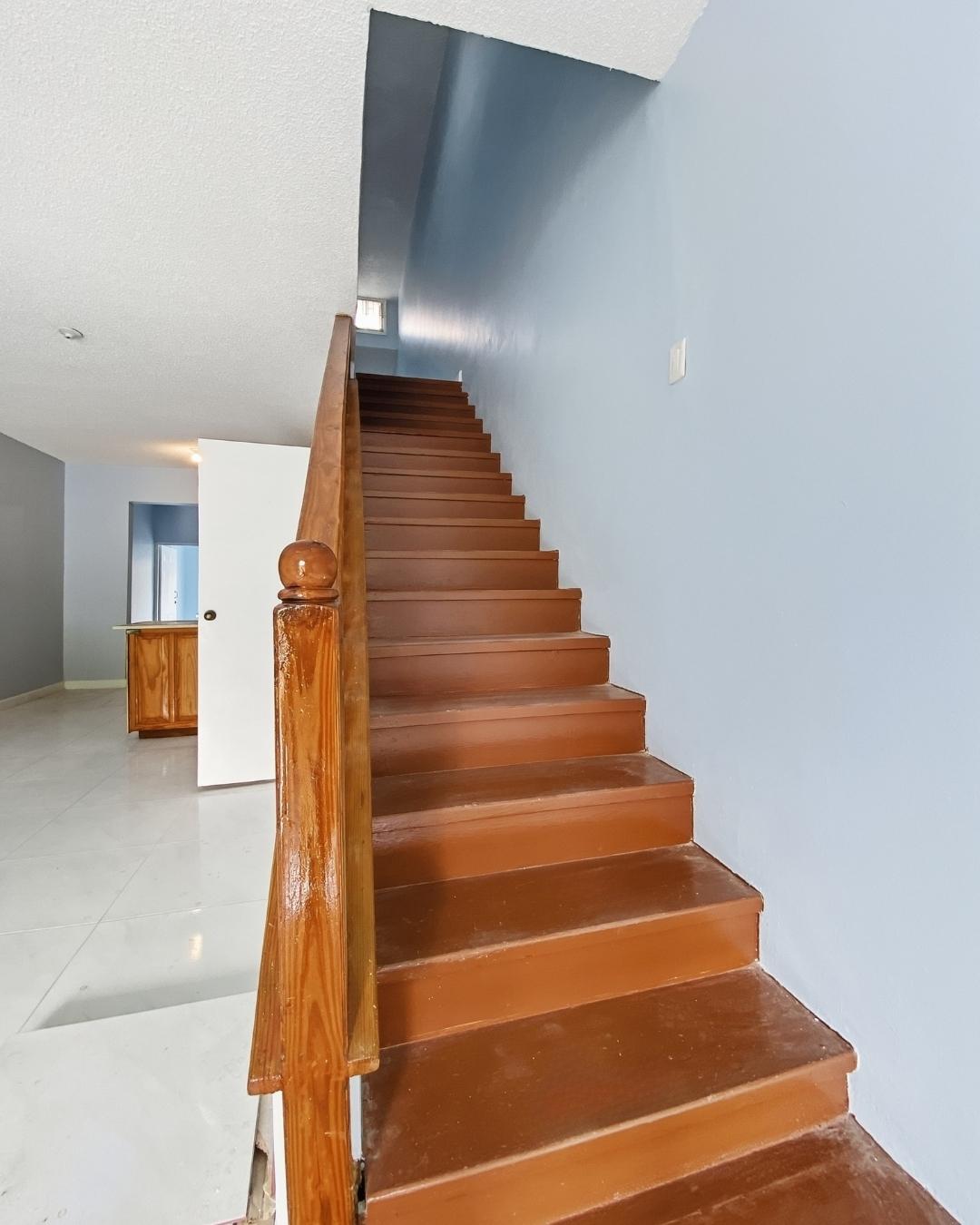 Townhouse For Rent: PINES OF KARACHI, Kingston 7 | $190,000 photo 4