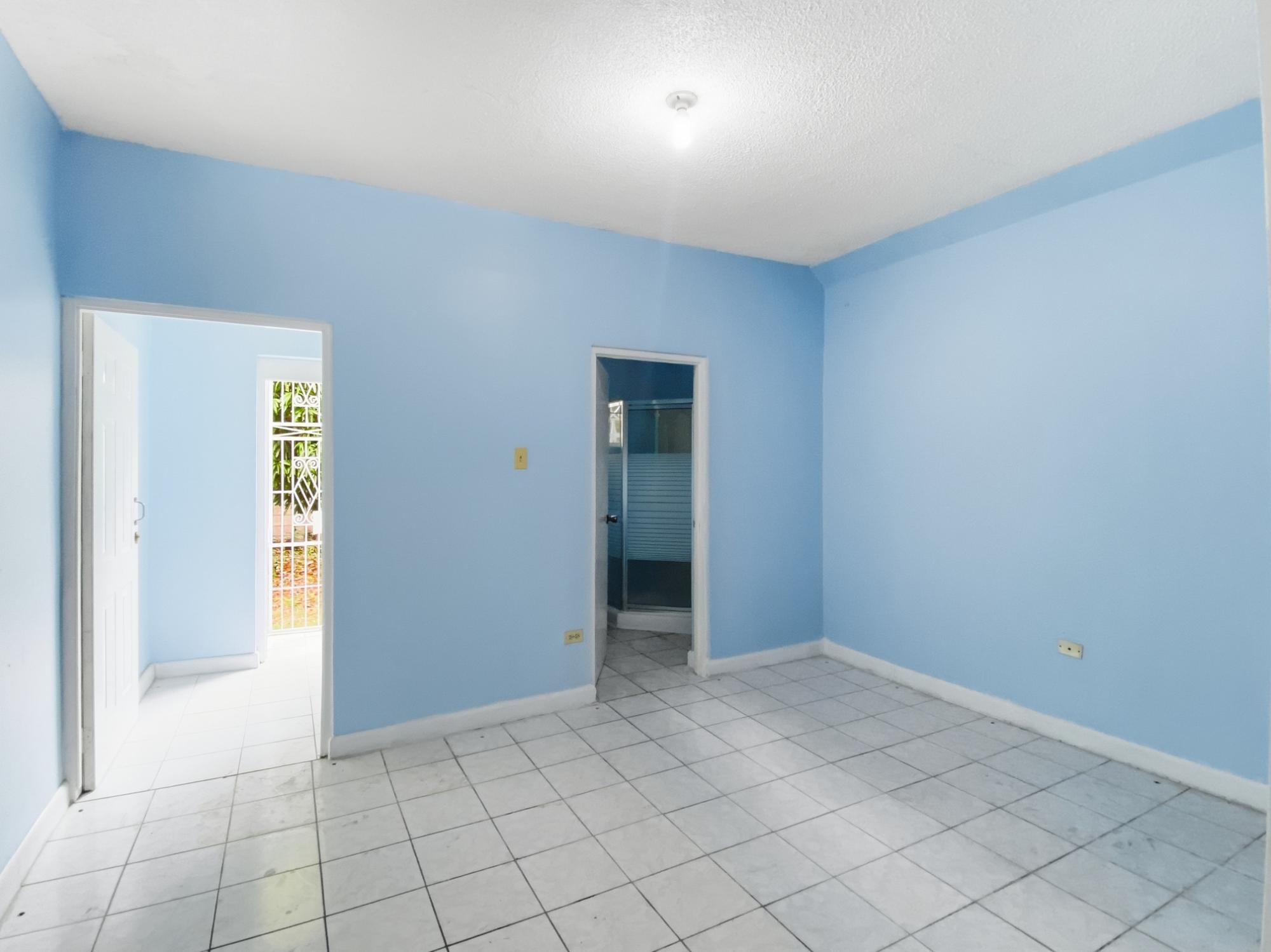 Townhouse For Rent: PINES OF KARACHI, Kingston 7 | $190,000 photo 6