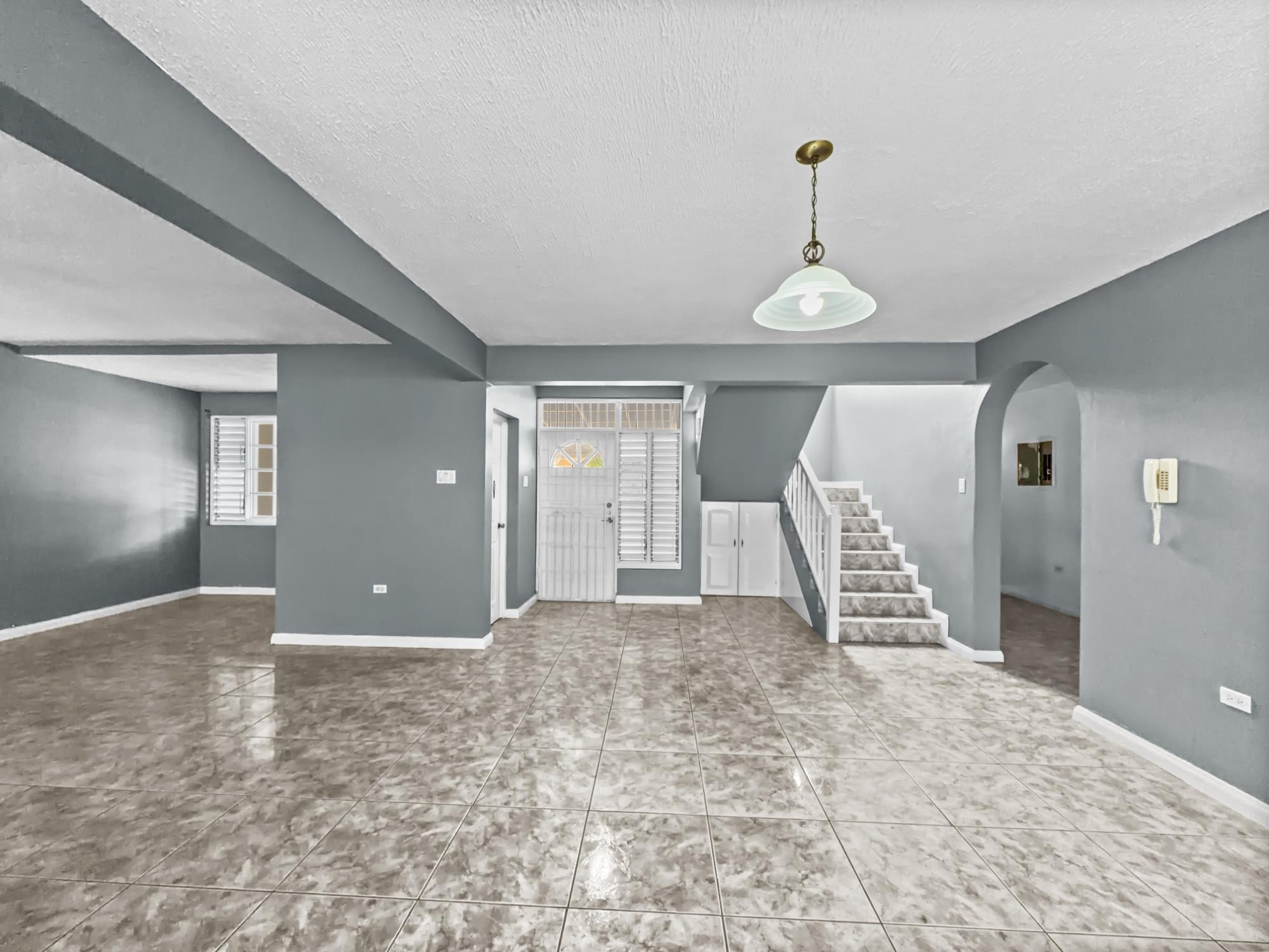 Townhouse For Rent: SHORTWOOD ROAD, Kingston 8 | $2,400 photo 3