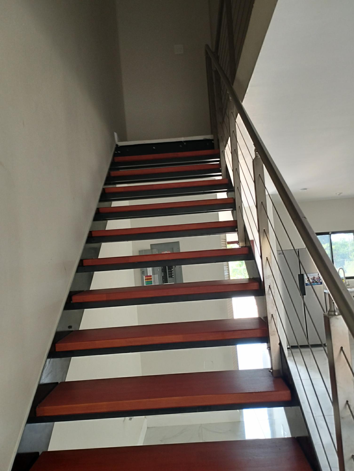 Townhouse For Rent: DISCOVERY BAY, ST ANN, Discovery Bay | $1,300 photo 5